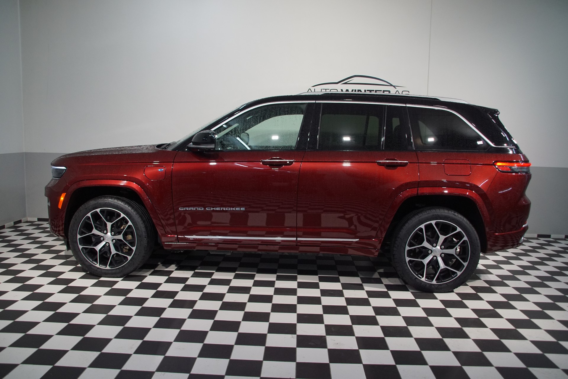 JEEP Grand Cherokee 2.0 Plug-in-Hybrid Summit Reserve 4xe *SWISS* - 10