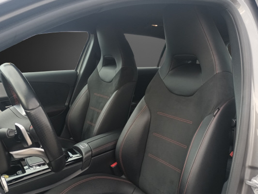 MERCEDES-BENZ A 250 AMG Line - 7