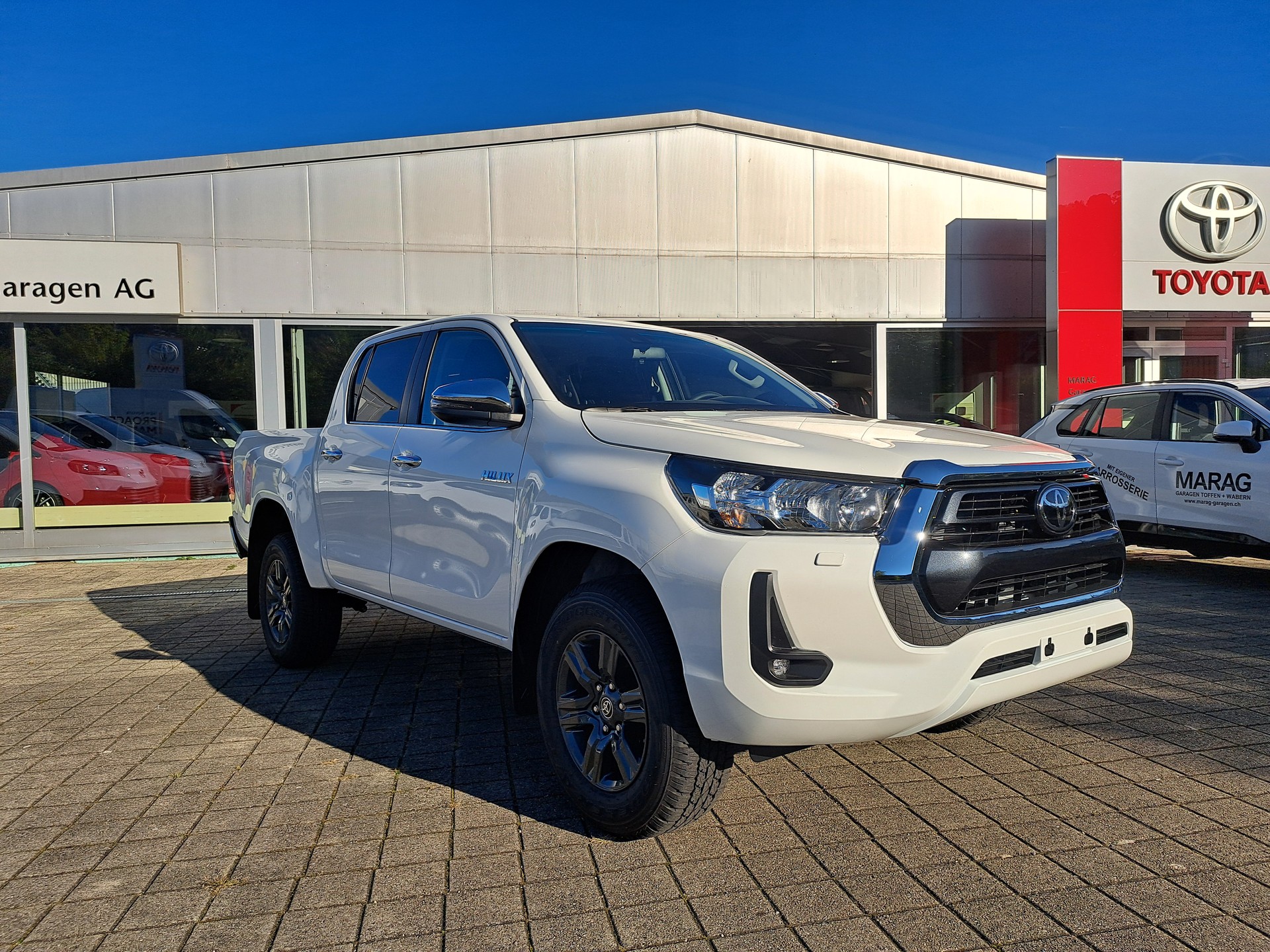 TOYOTA Hilux 2.8d MHEV Style Double Cab 4x4 - 3