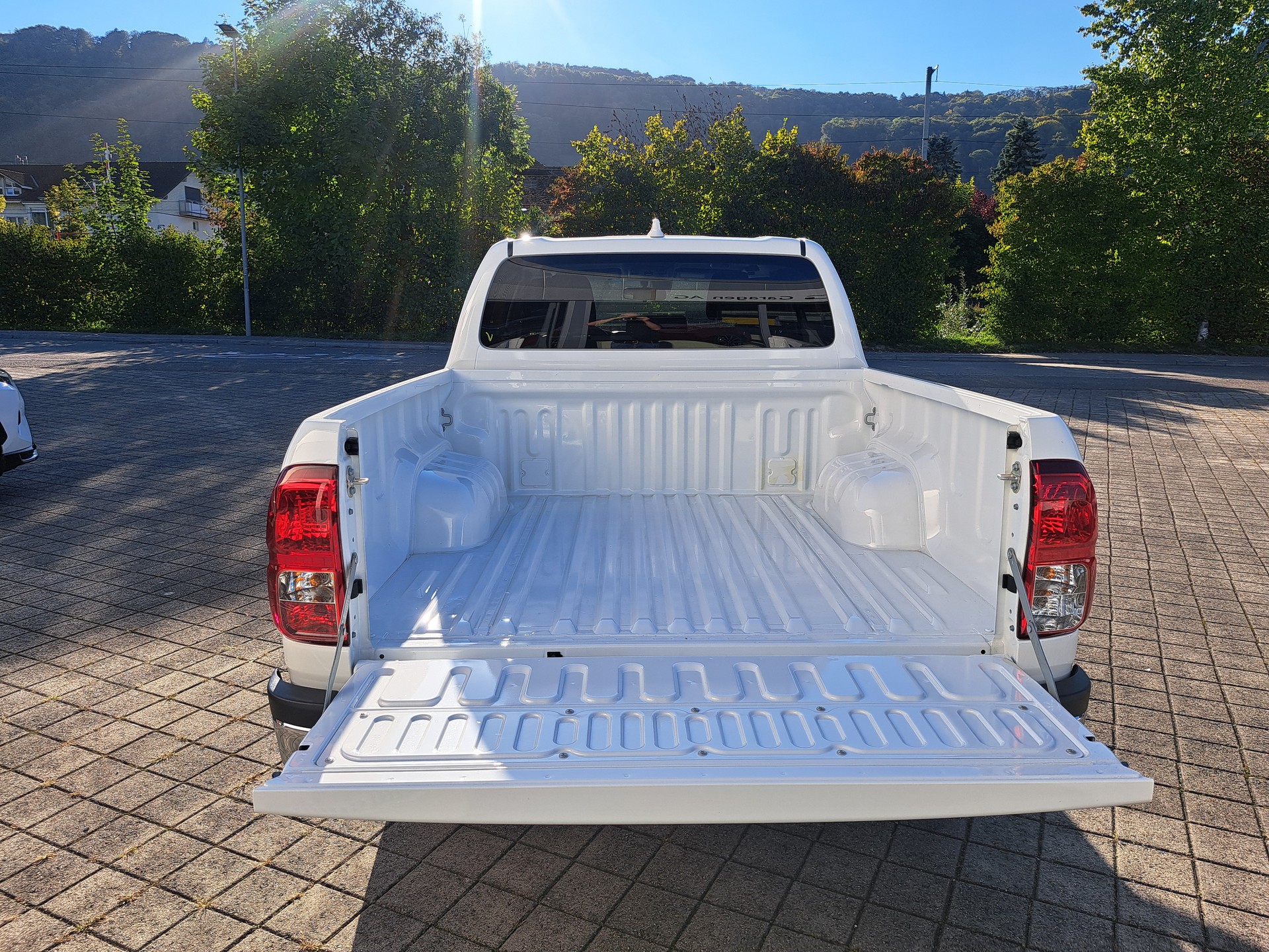 TOYOTA Hilux 2.8d MHEV Style Double Cab 4x4 - 8