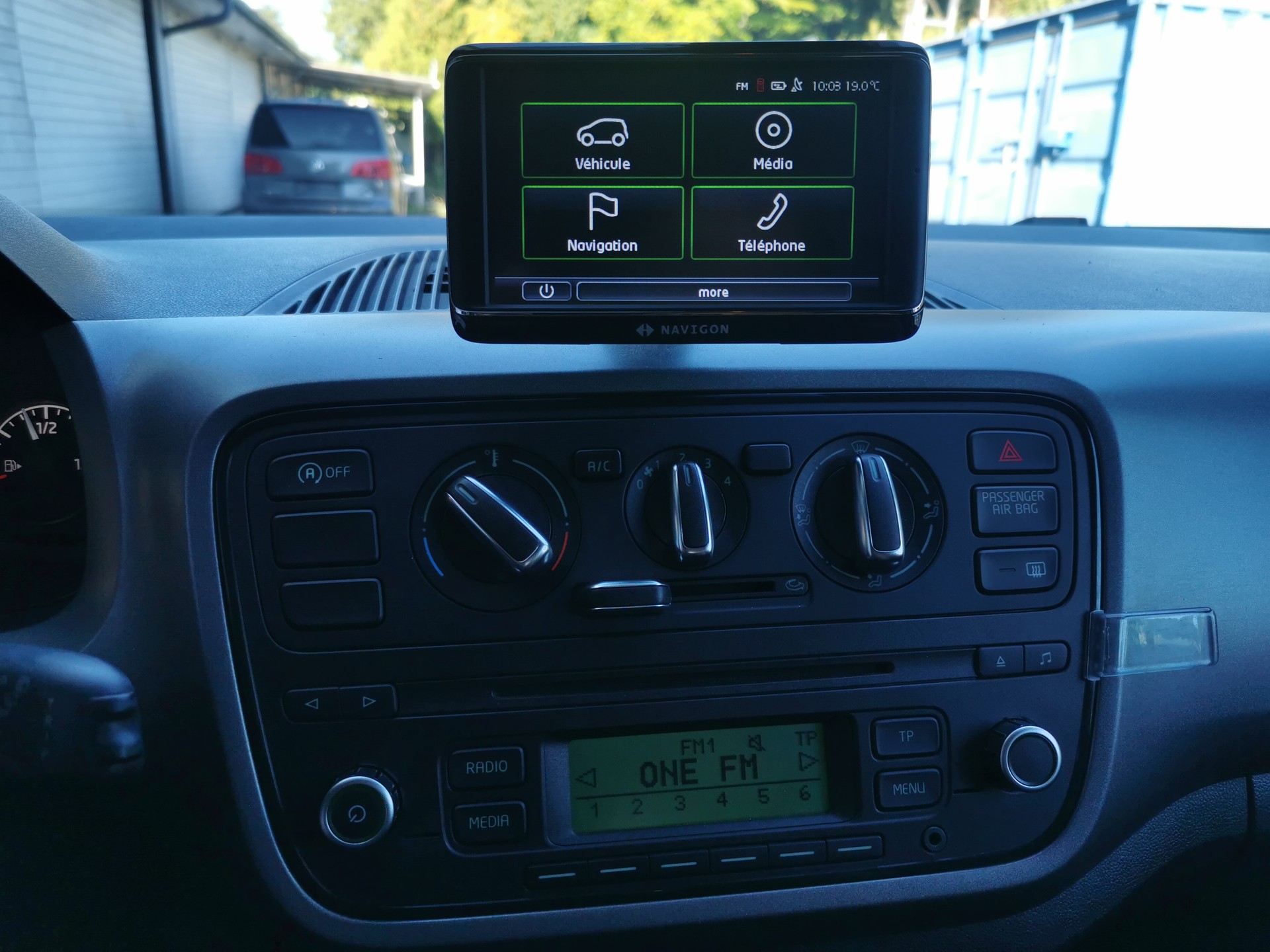 SKODA Citigo 1.0 G-tec Sport - 11