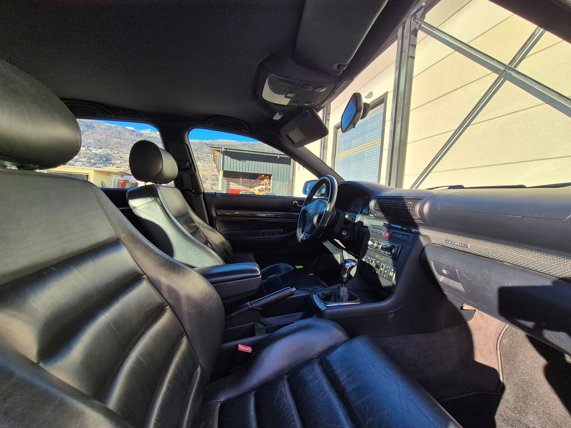 AUDI S4 Avant quattro - 8