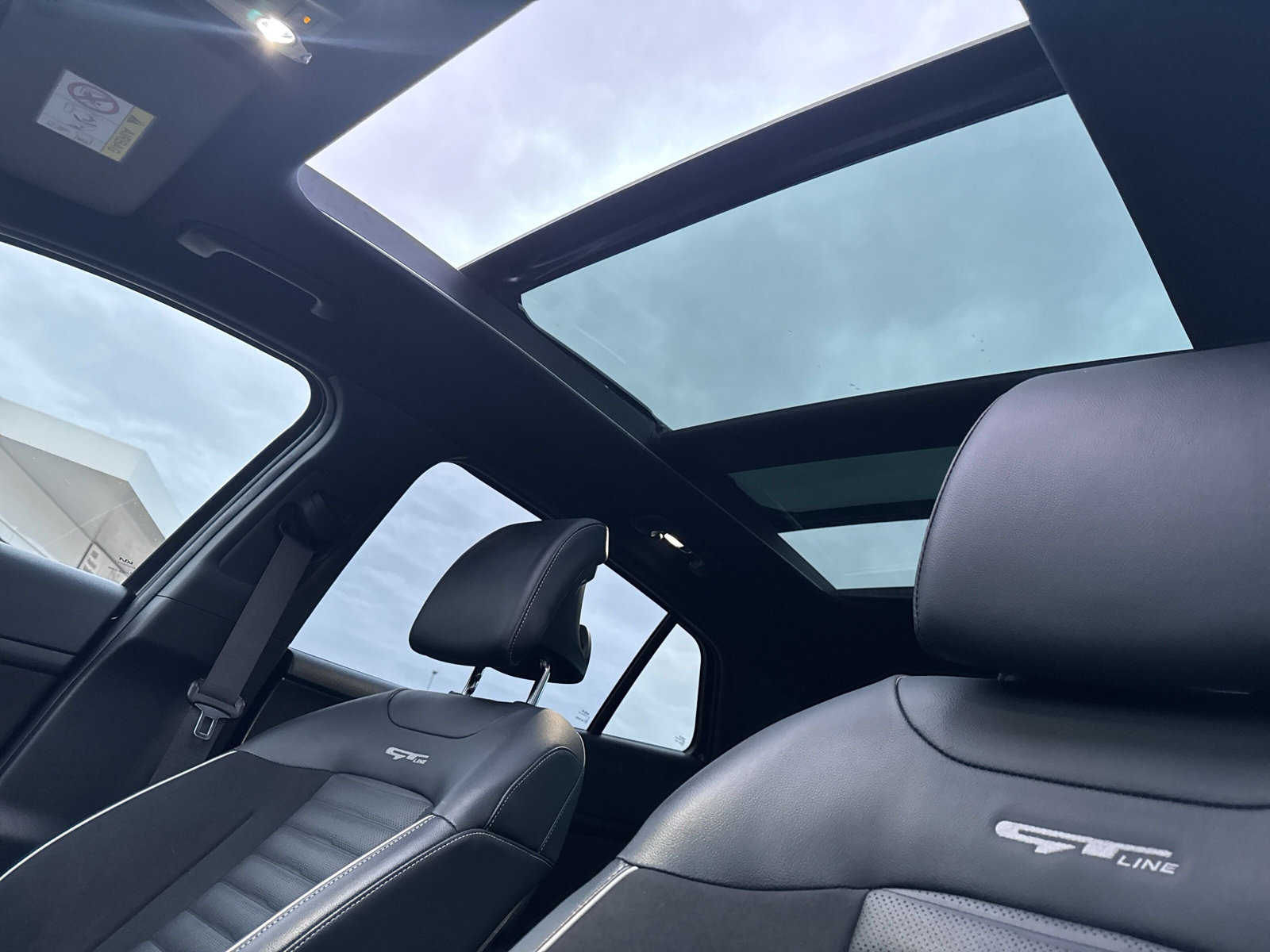 KIA Sportage 1.6T-GDi HEV Style 4x4 A - 21