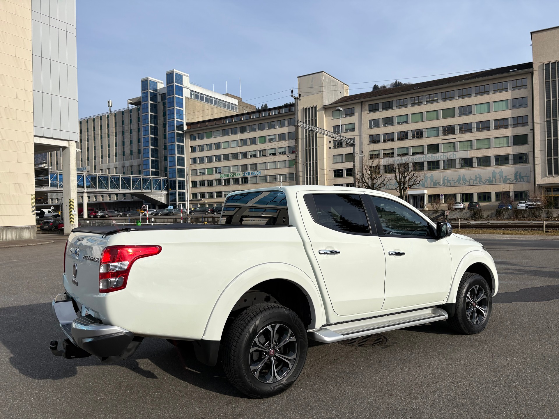 FIAT Fullback LX 2.4 MJ DC Swiss 4WD - 5