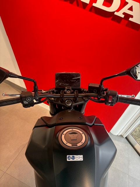 HONDA CB 750 Hornet - 9