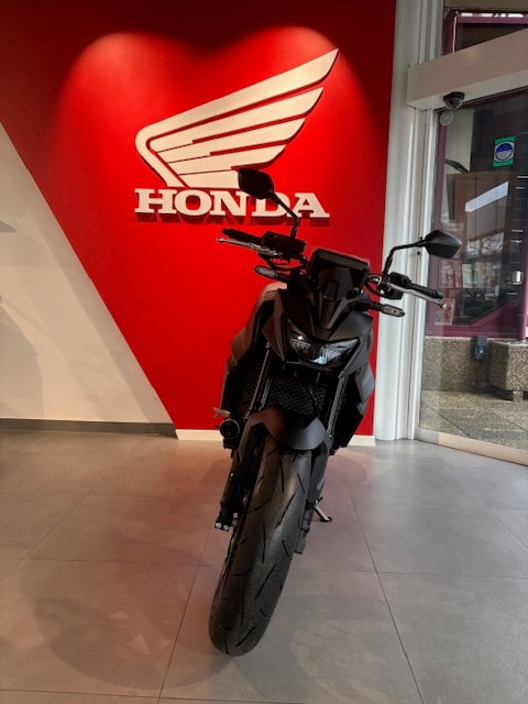 HONDA CB 750 Hornet - 8