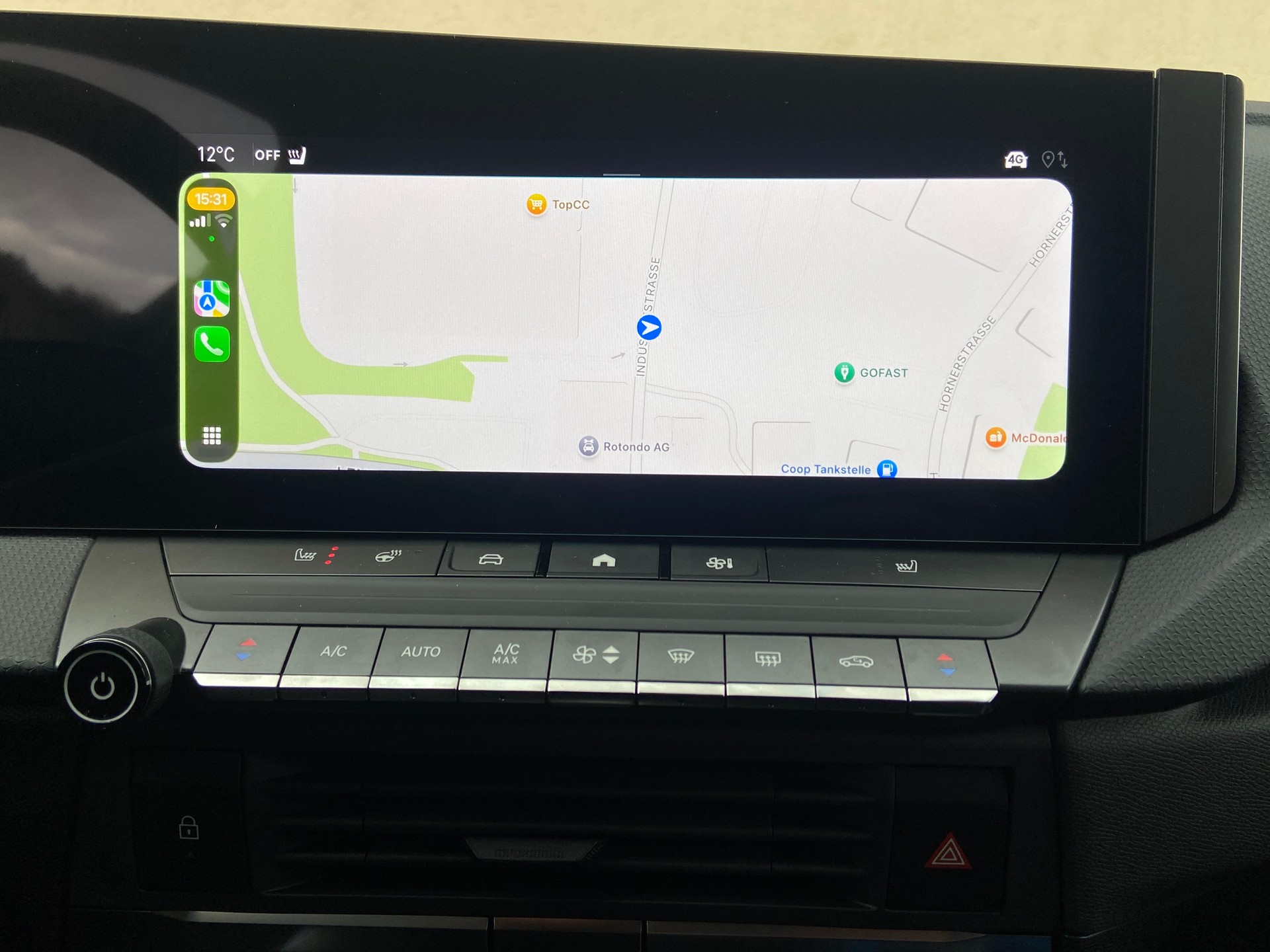 OPEL Astra Sports Tourer 1.2i Turbo GS Automat - 9