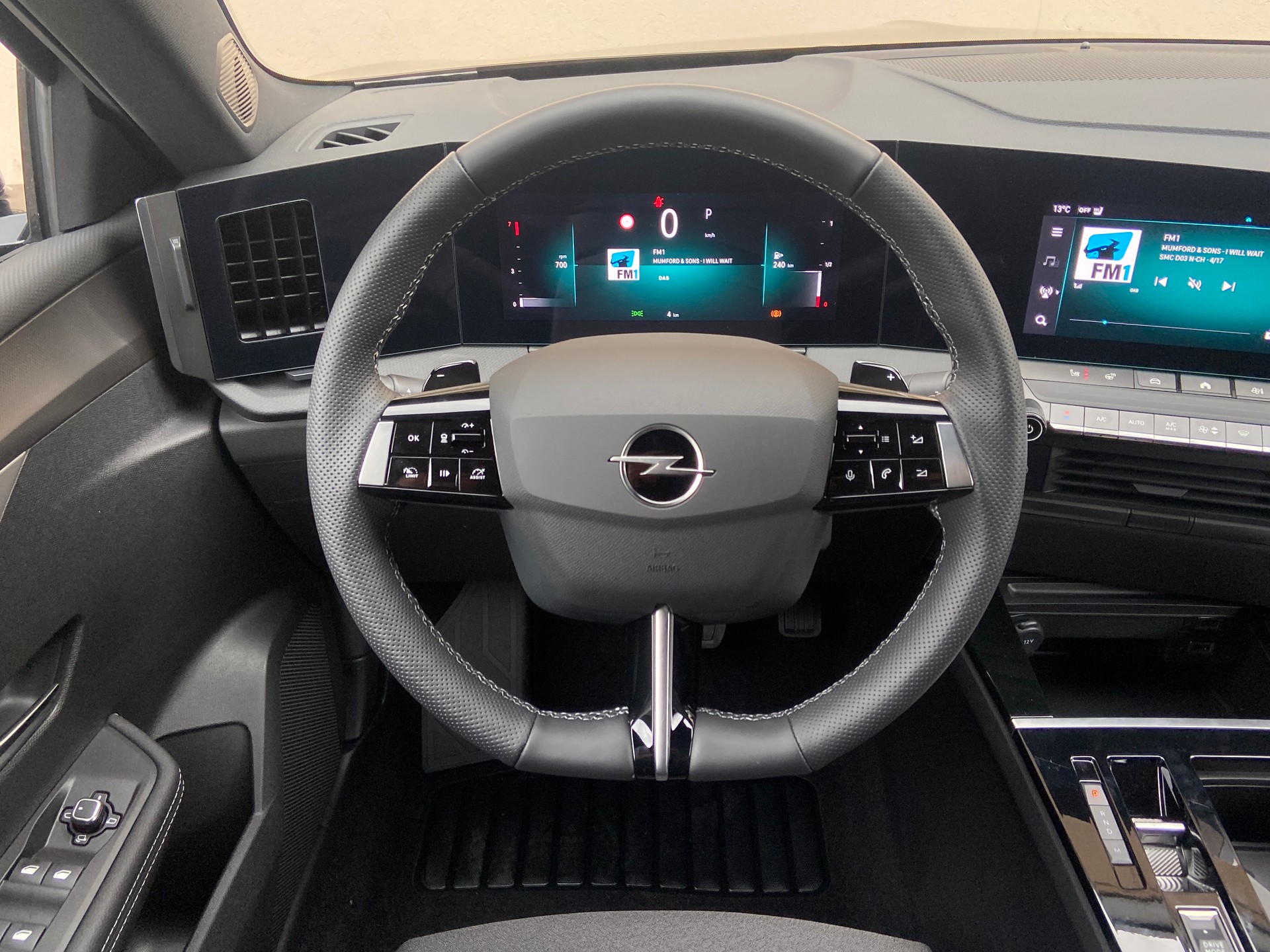 OPEL Astra Sports Tourer 1.2i Turbo GS Automat - 7