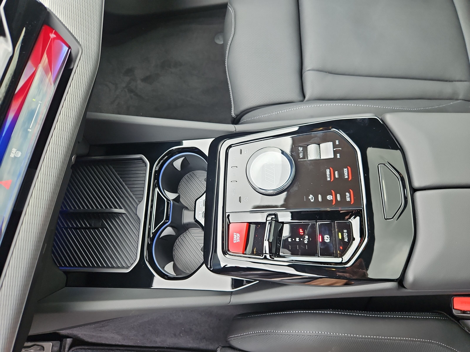 BMW M5 xDrive Touring - 23