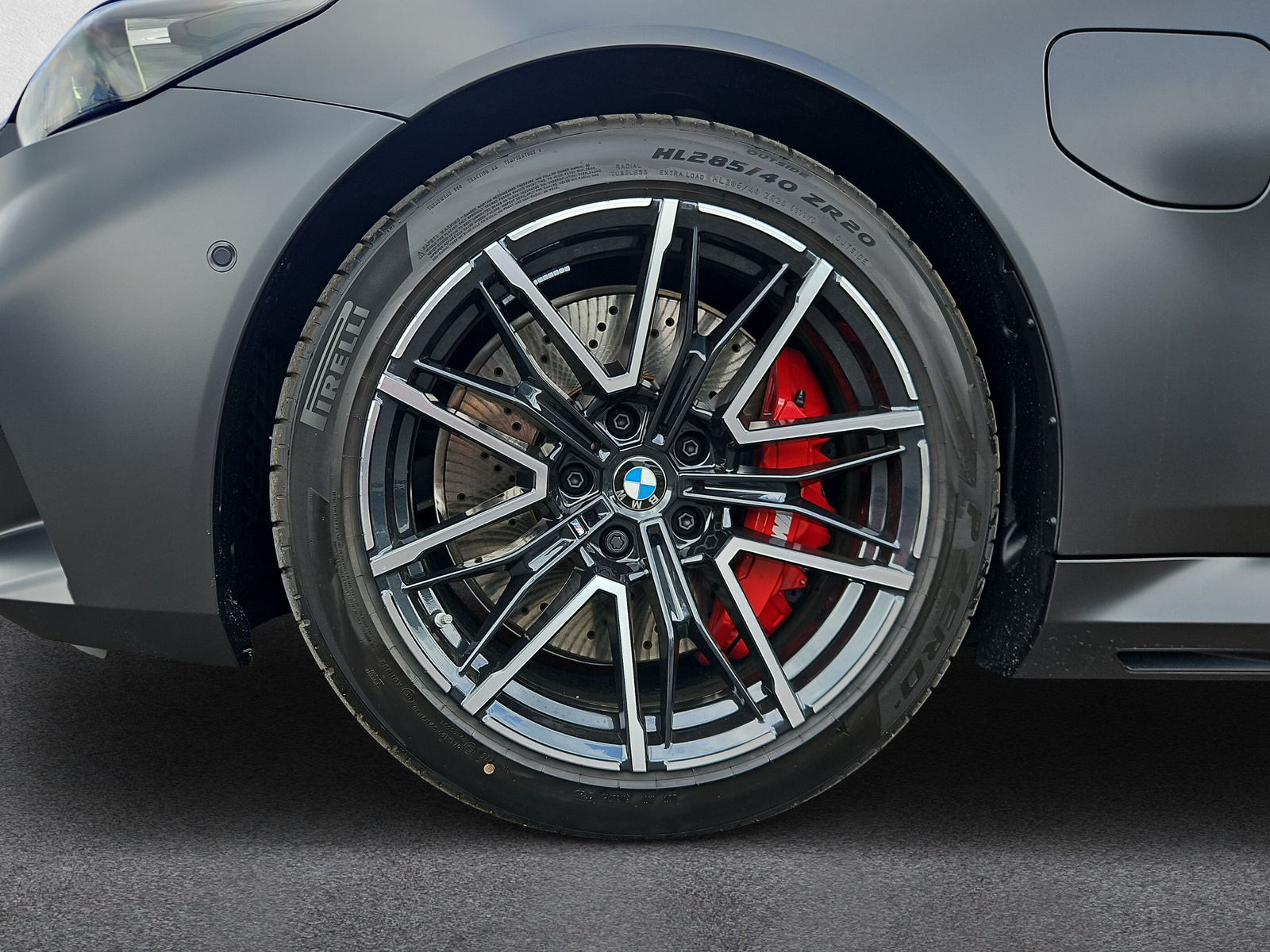 BMW M5 xDrive Touring - 9