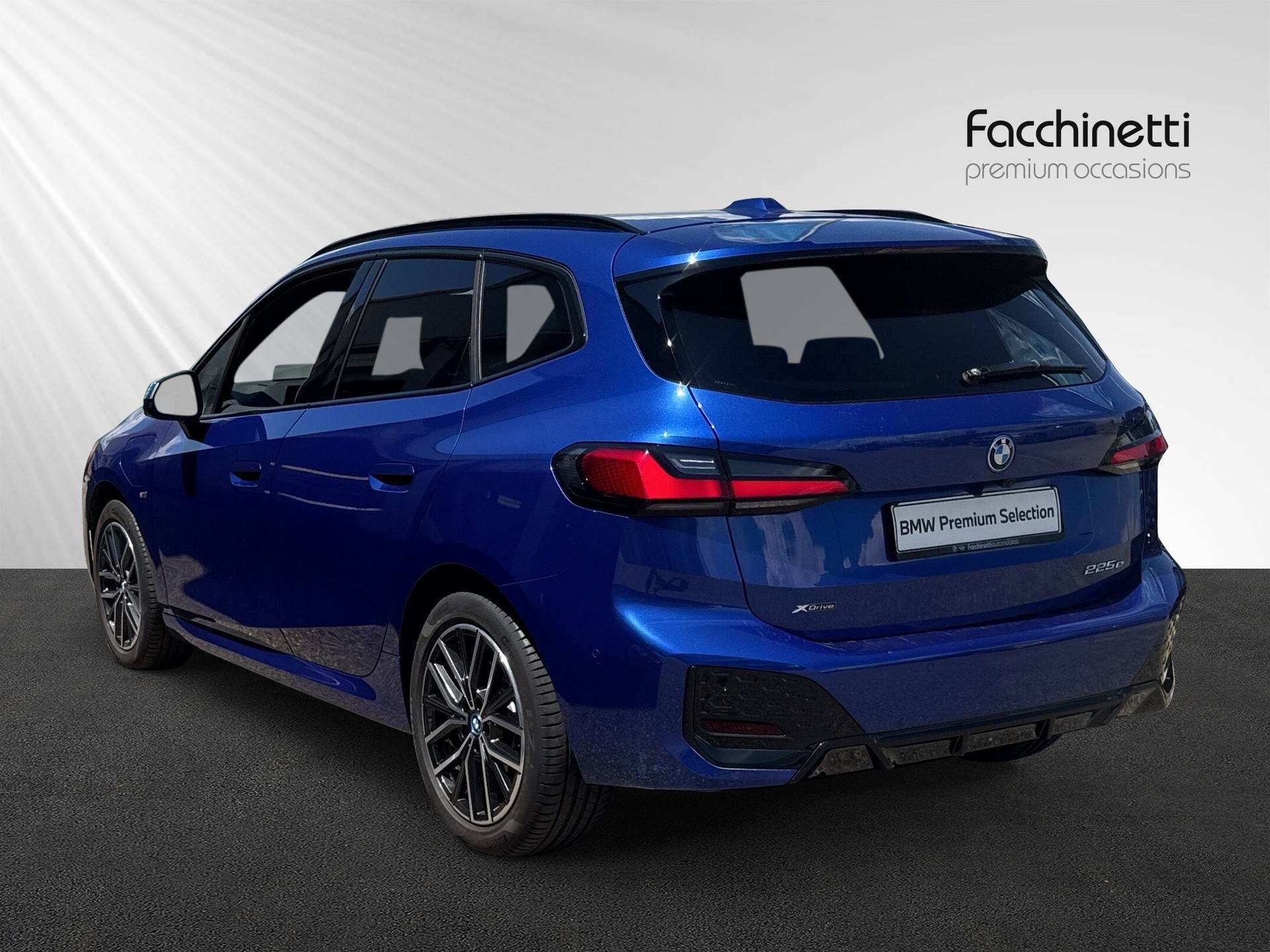 BMW 225e xDrive Active Tourer M Sport - 3