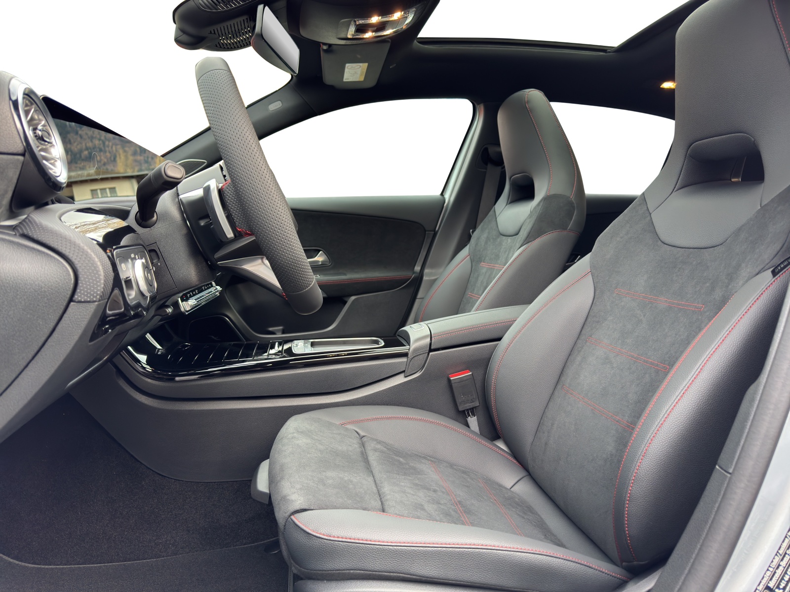 MERCEDES-BENZ A 250 4Matic 8G-DCT - 9