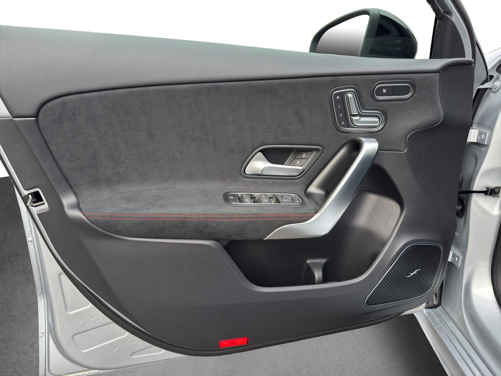 MERCEDES-BENZ A 250 4Matic 8G-DCT - 13