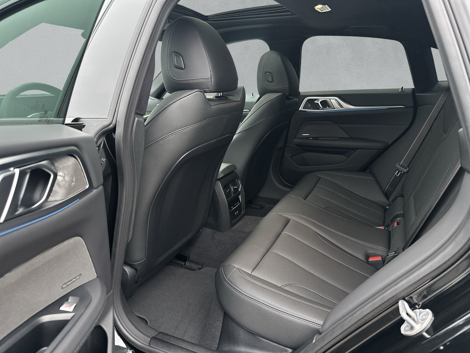 BMW i4 xDrive 40 M Sport Pro - 12