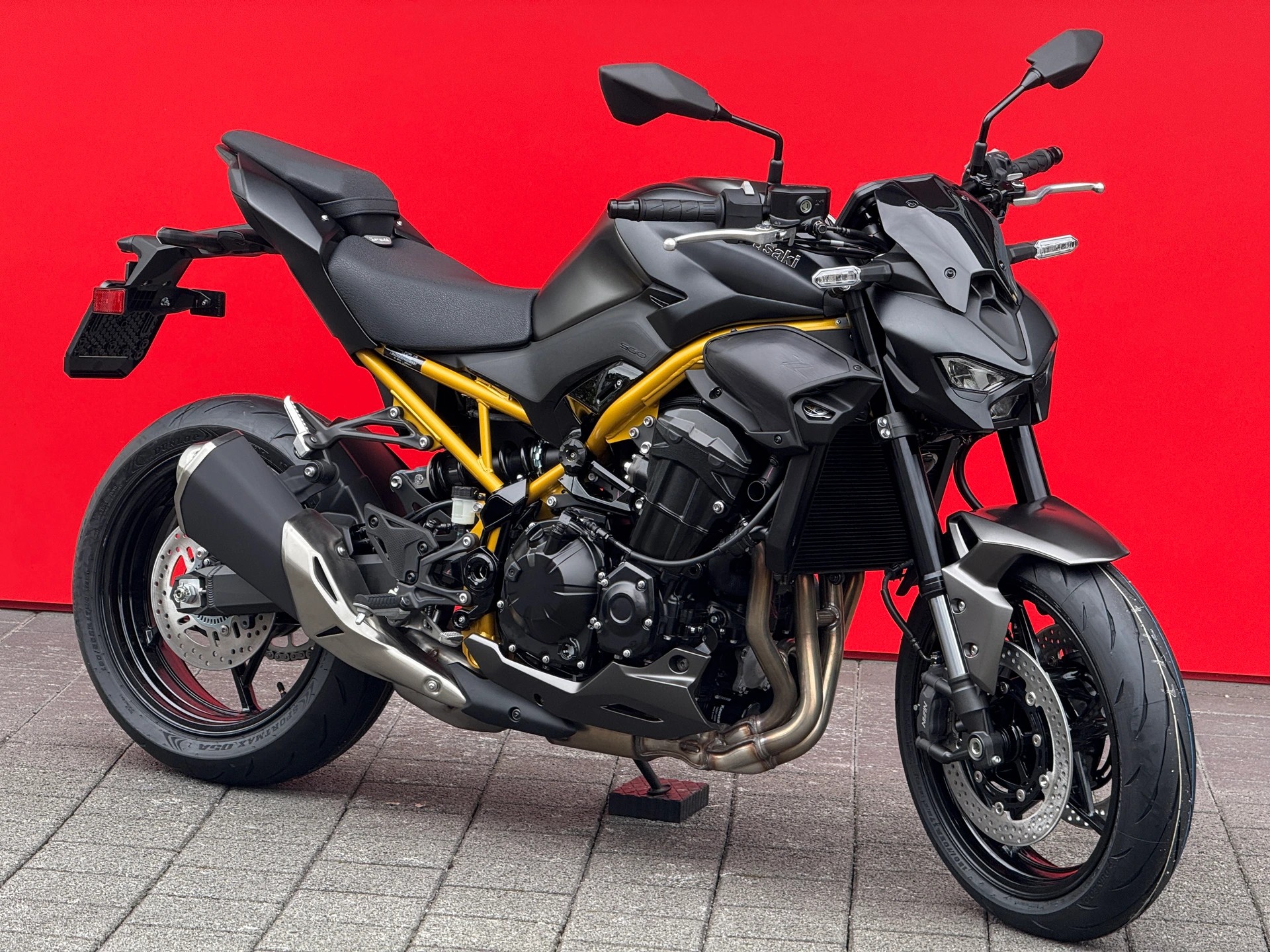 KAWASAKI Z 900 (35kW) - 3
