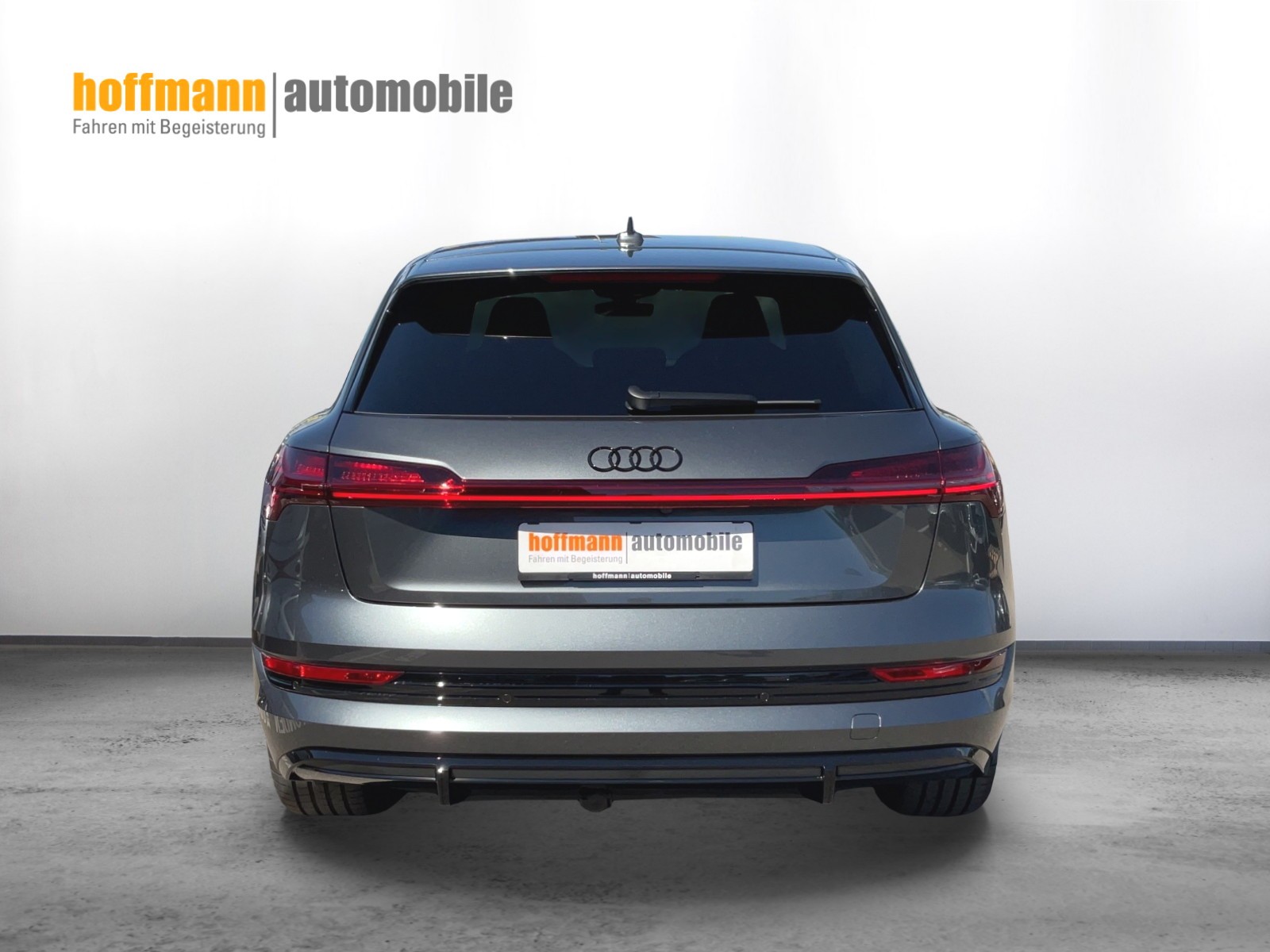 AUDI e-tron 55 S Line Black Edition quattro - 5