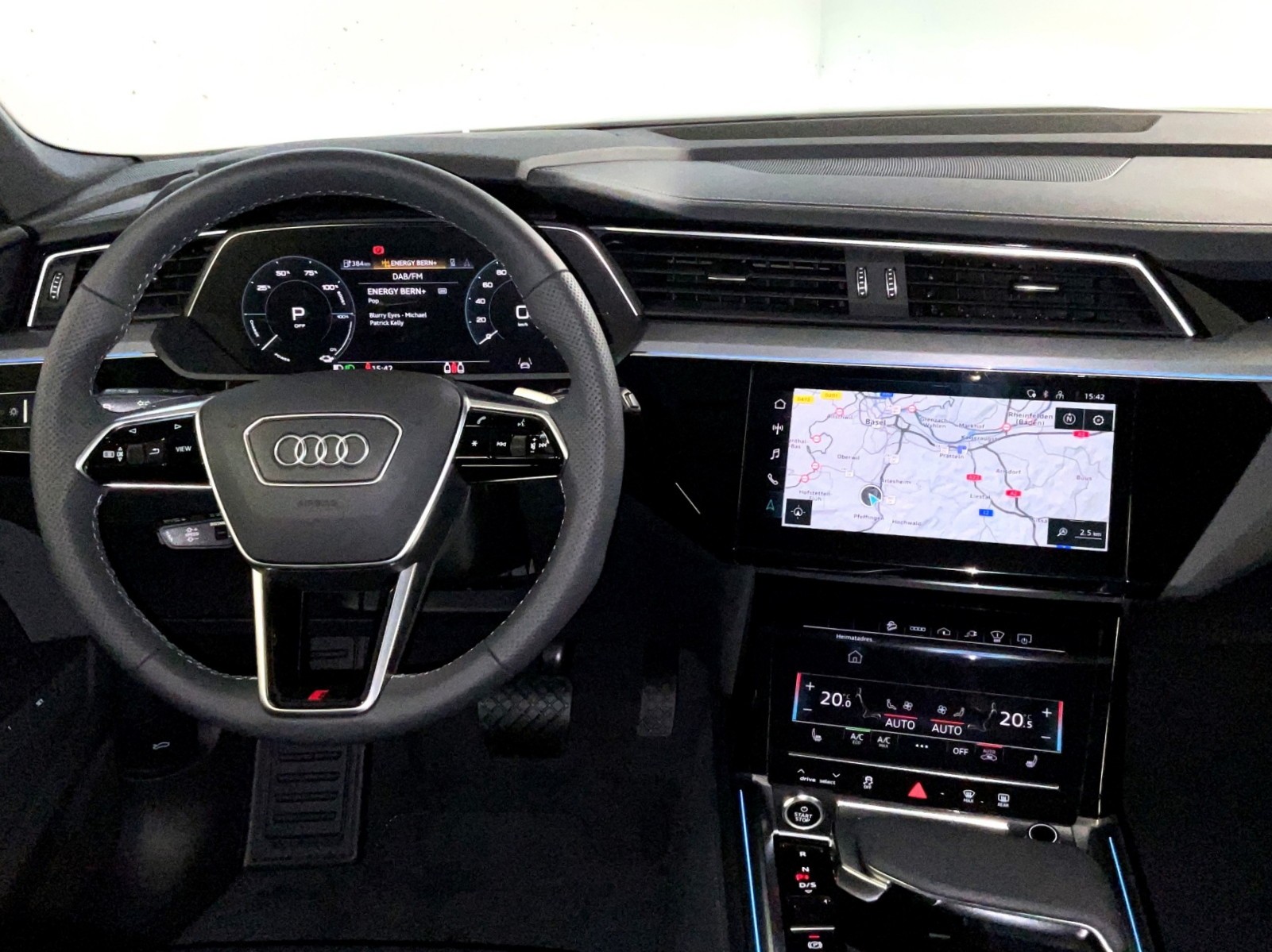 AUDI e-tron 55 S Line Black Edition quattro - 7