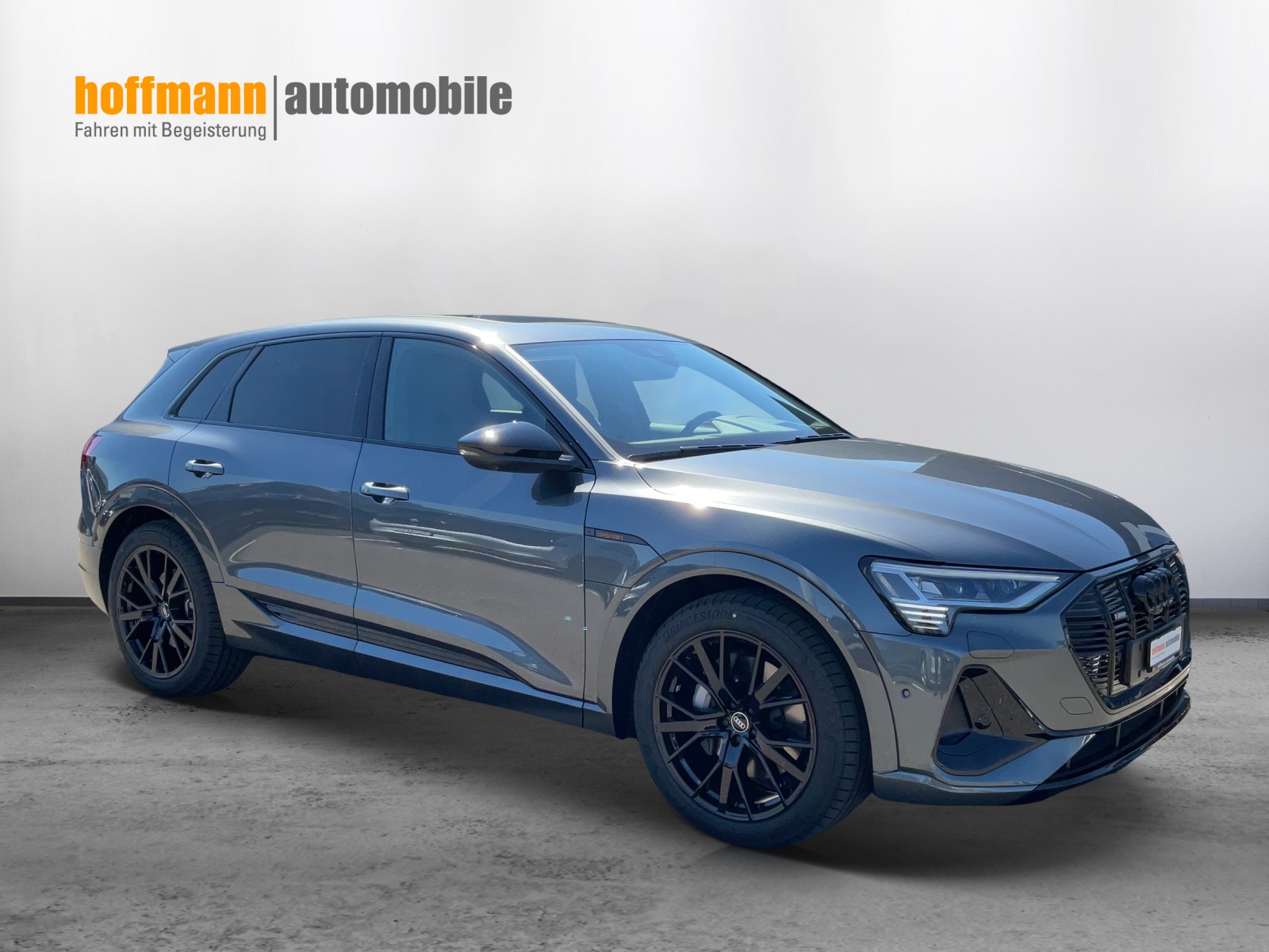 AUDI e-tron 55 S Line Black Edition quattro - 3