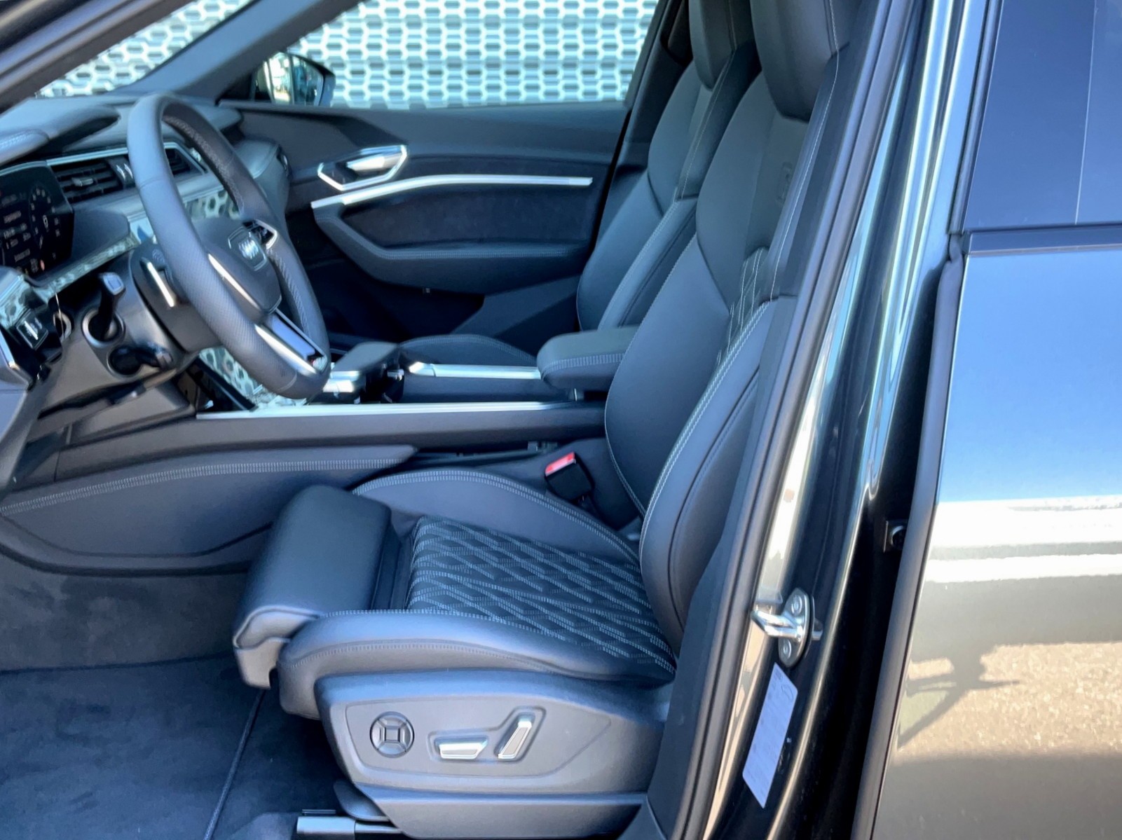AUDI e-tron 55 S Line Black Edition quattro - 10