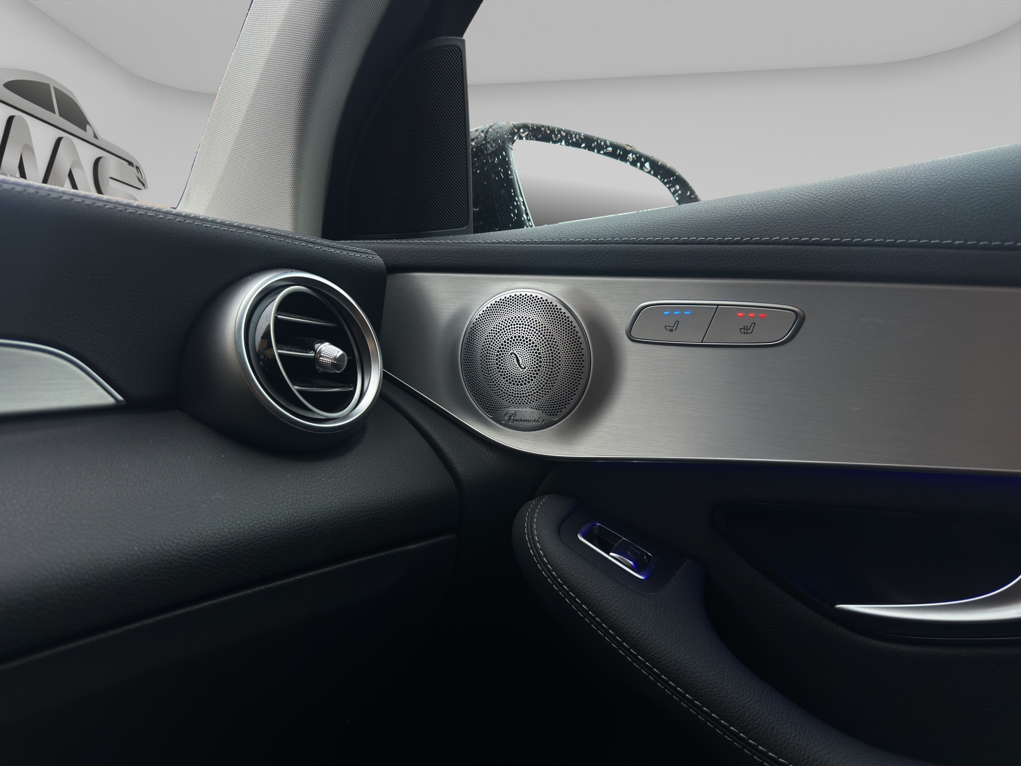 MERCEDES-BENZ GLC 220 14