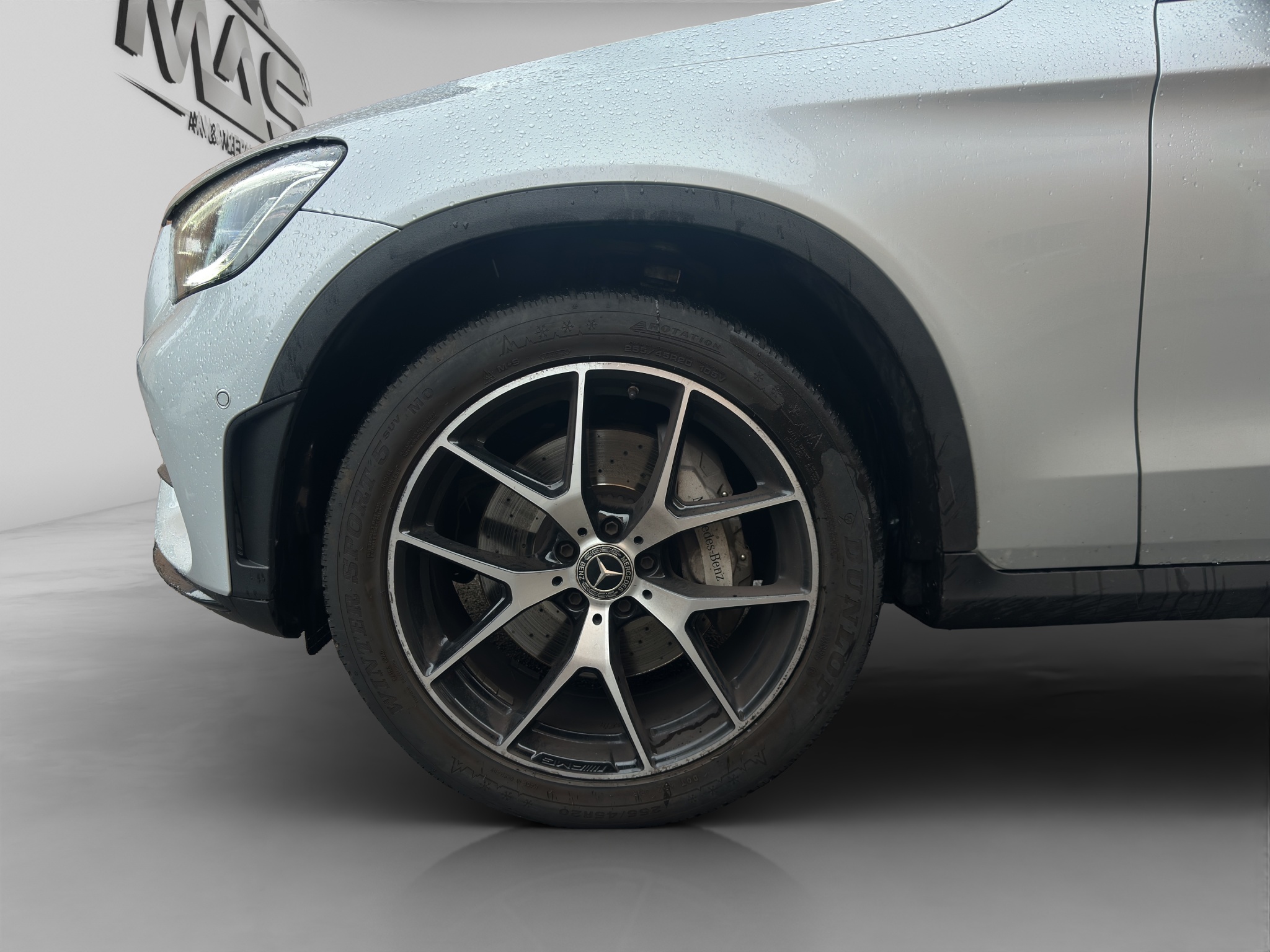 MERCEDES-BENZ GLC 220 19