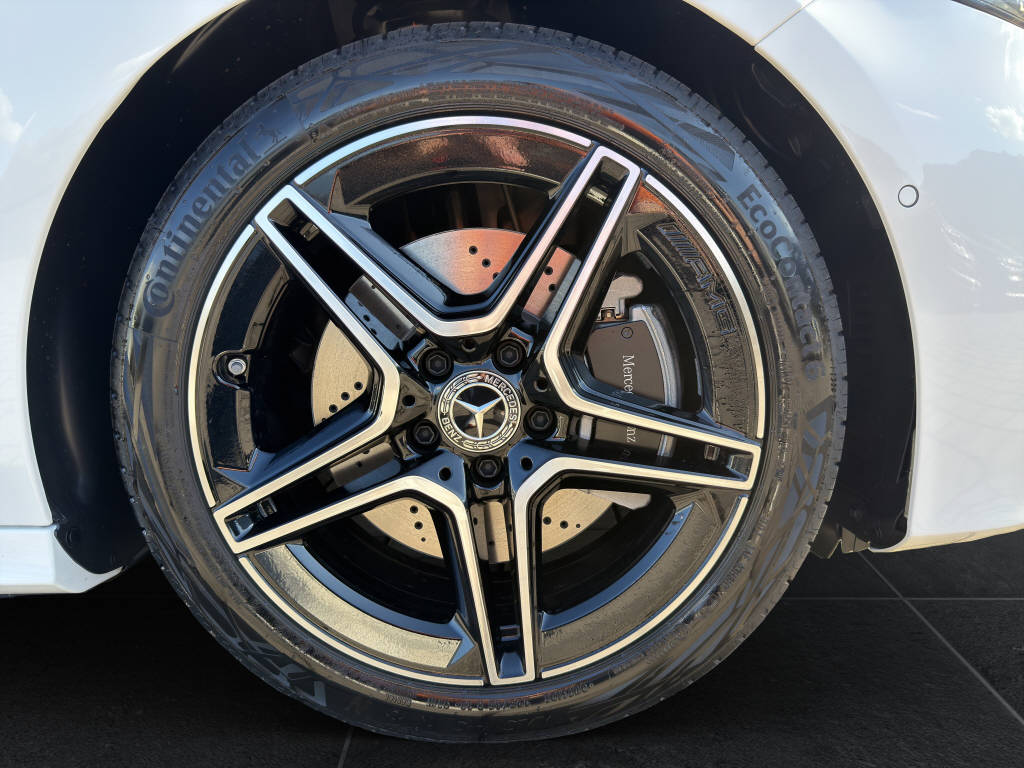 MERCEDES-BENZ A 220 4Matic 8G-DCT - 8