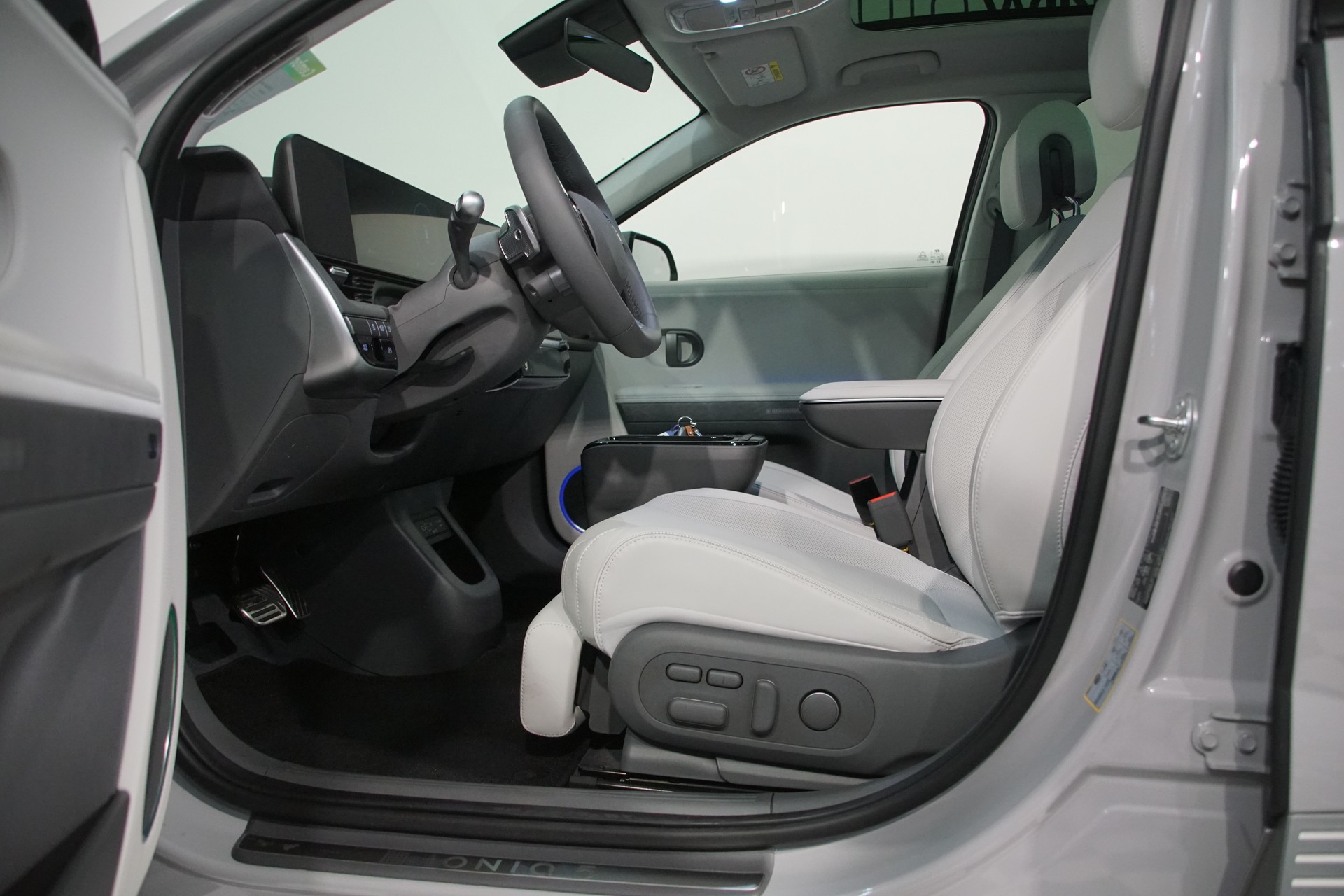 HYUNDAI Ioniq 5 Vertex 84kWh 4WD +swiss+ MY25 - 18