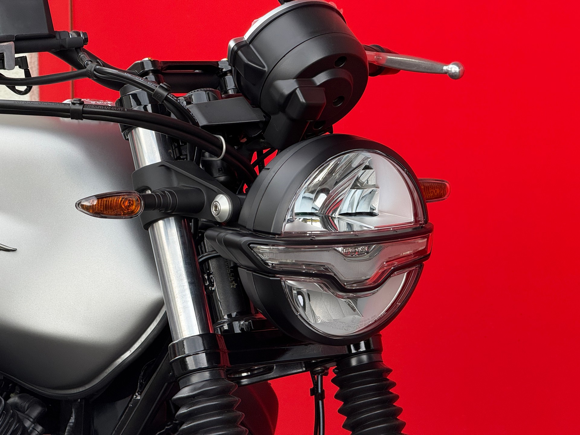 MOTO GUZZI V7 IV 850 Stone (35kW) - 4