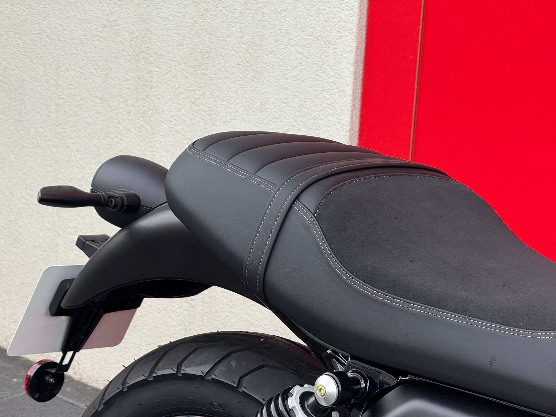 MOTO GUZZI V7 IV 850 Stone (35kW) - 8