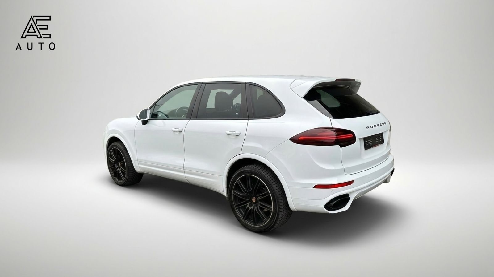 PORSCHE CAYENNE - 4