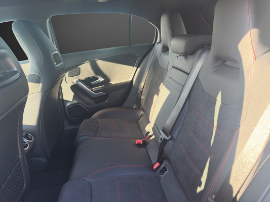 MERCEDES-BENZ A 250 e EQ Star 8G-DCT - 10
