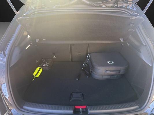 MERCEDES-BENZ A 250 e EQ Star 8G-DCT - 11