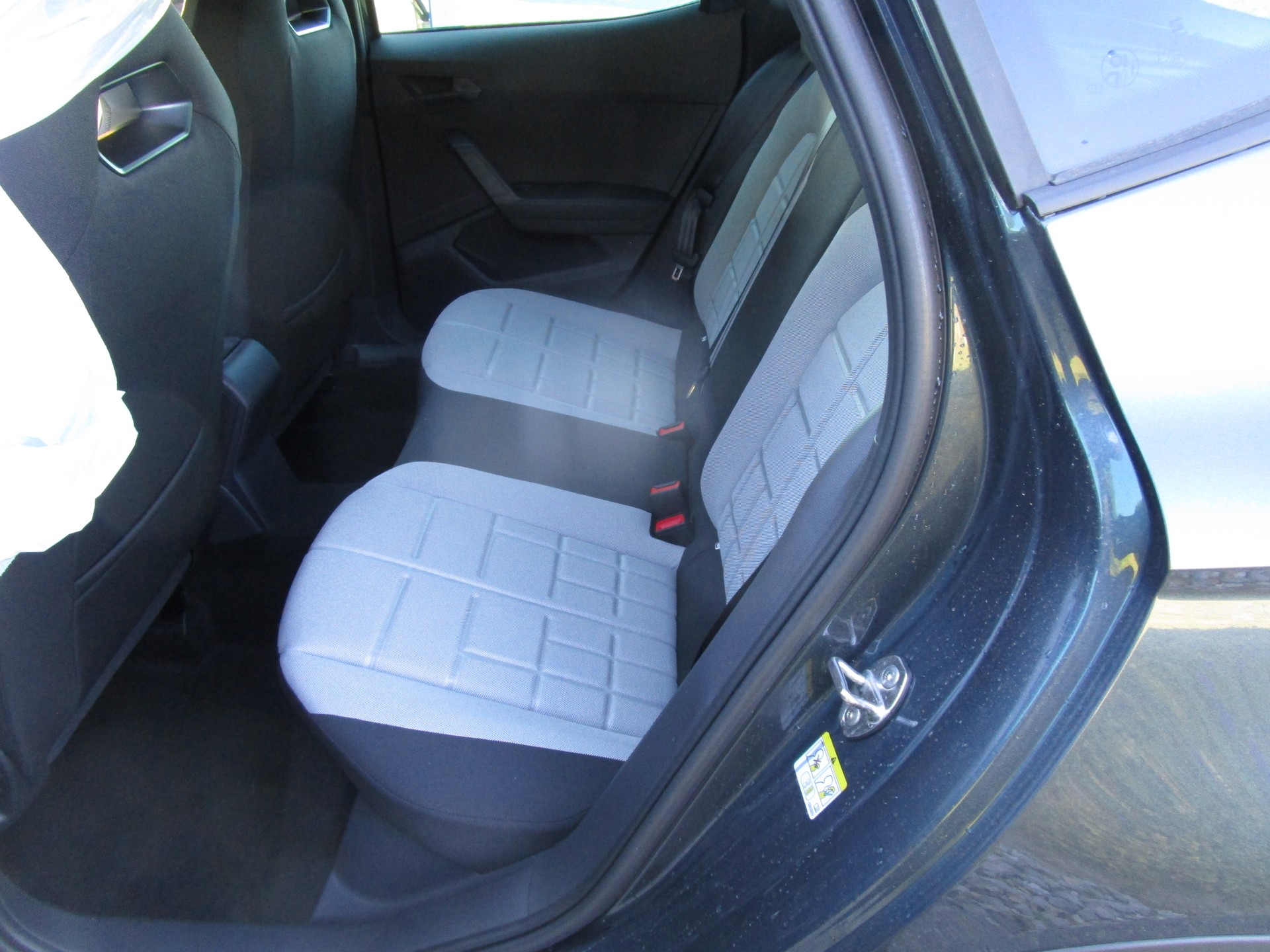 SEAT Arona 1.5 Eco TSI FR DSG - 11