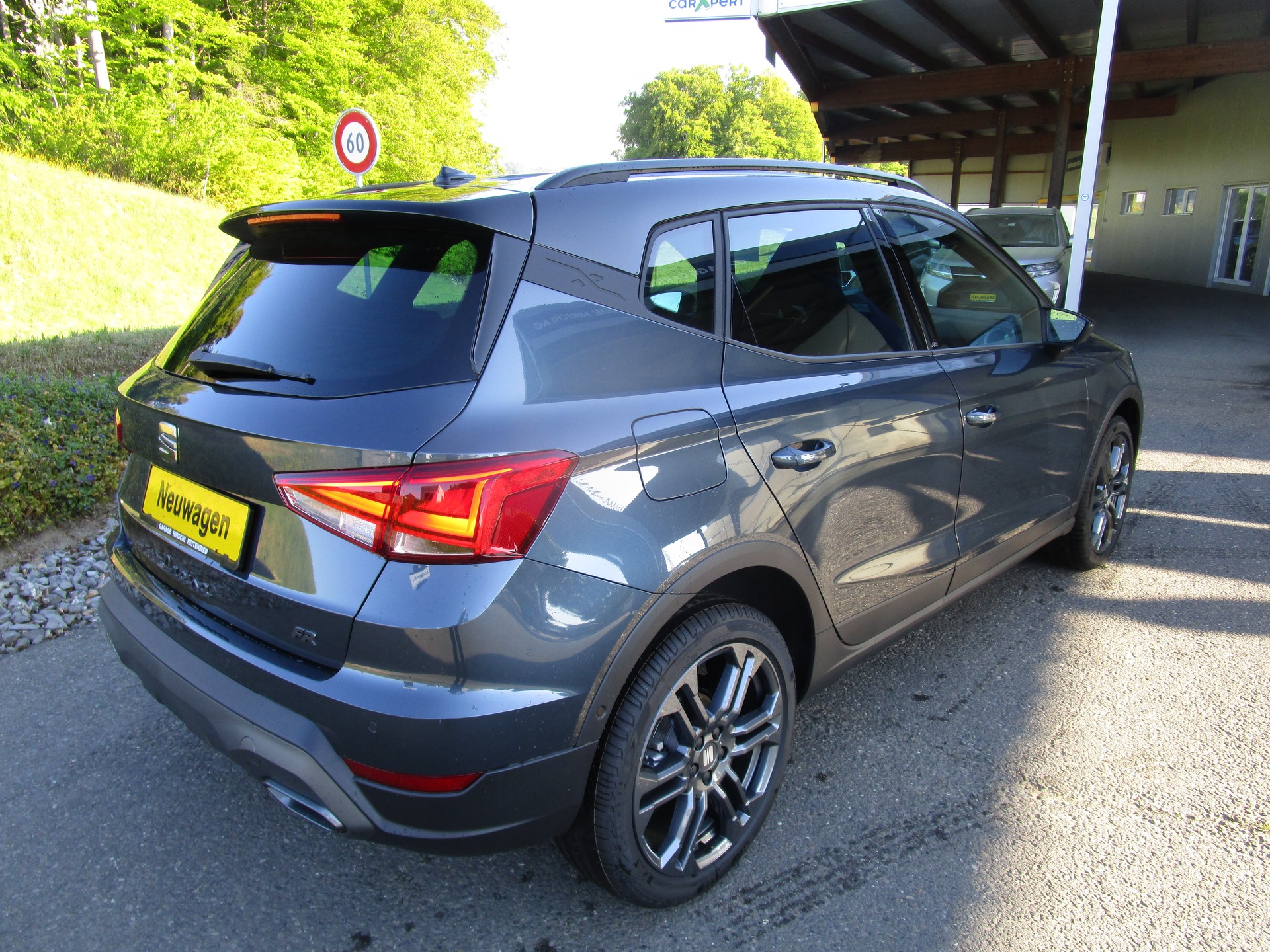 SEAT Arona 1.5 Eco TSI FR DSG - 4