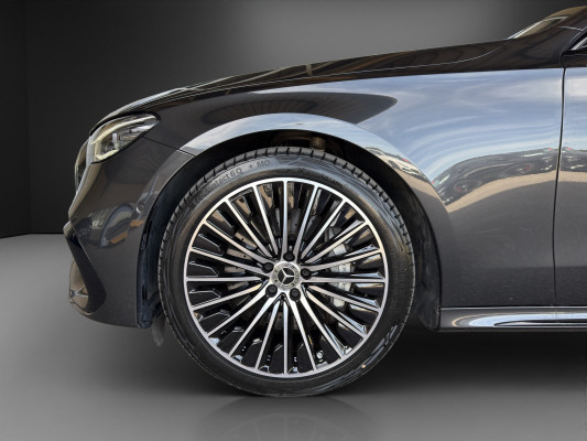 MERCEDES-BENZ E 200 9G-Tronic 4Matic - 5
