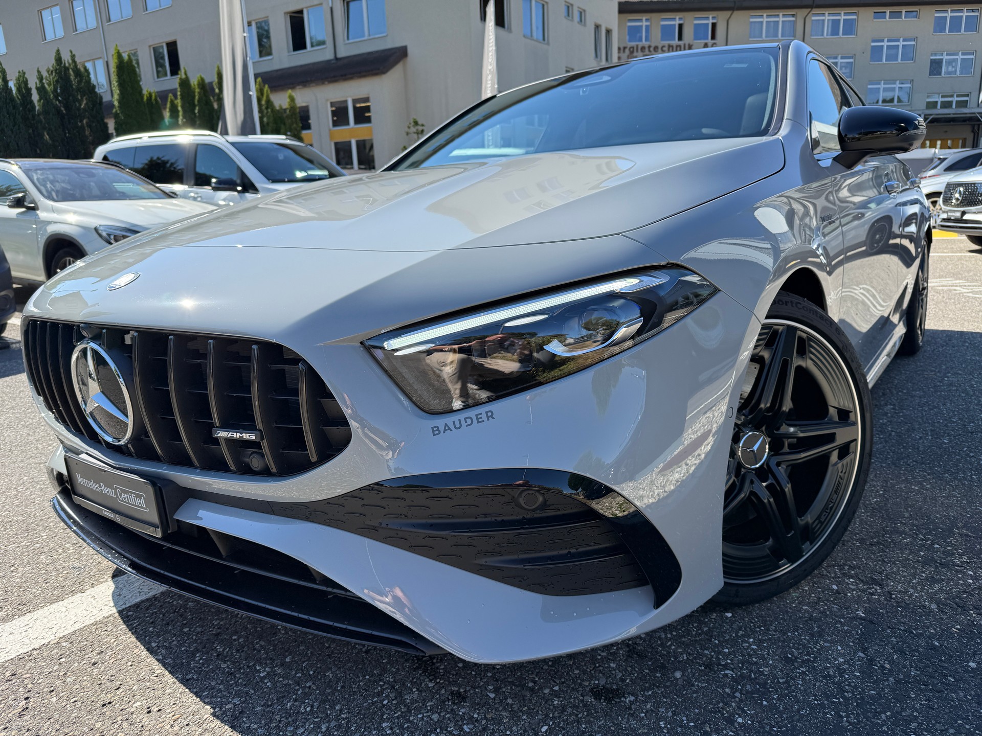 MERCEDES-BENZ A 35 AMG 4matic - 11