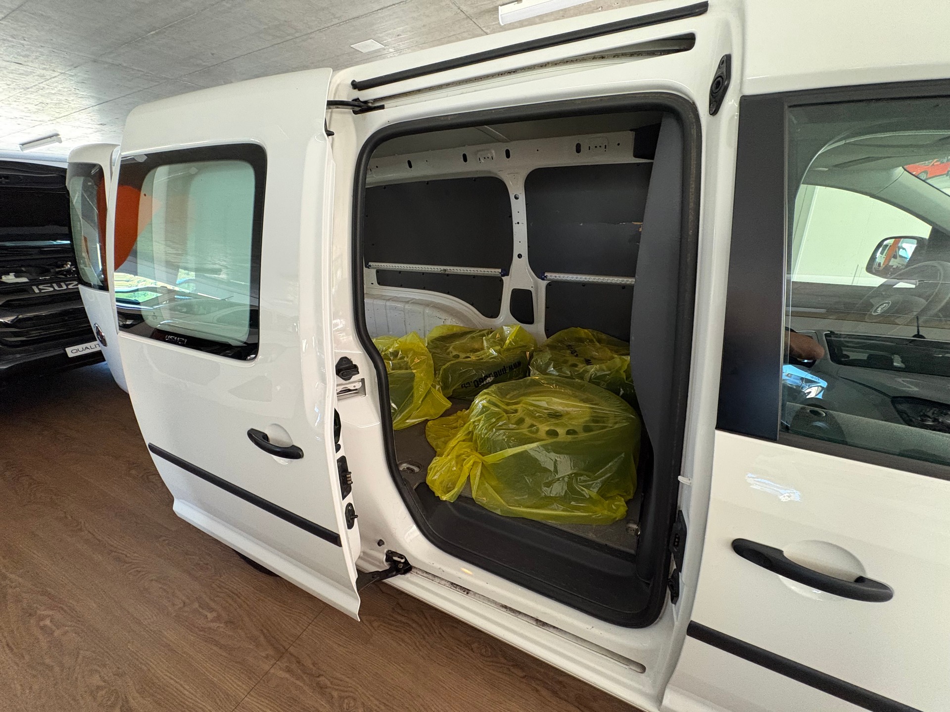 VW Caddy Maxi 2.0 TDI - 12