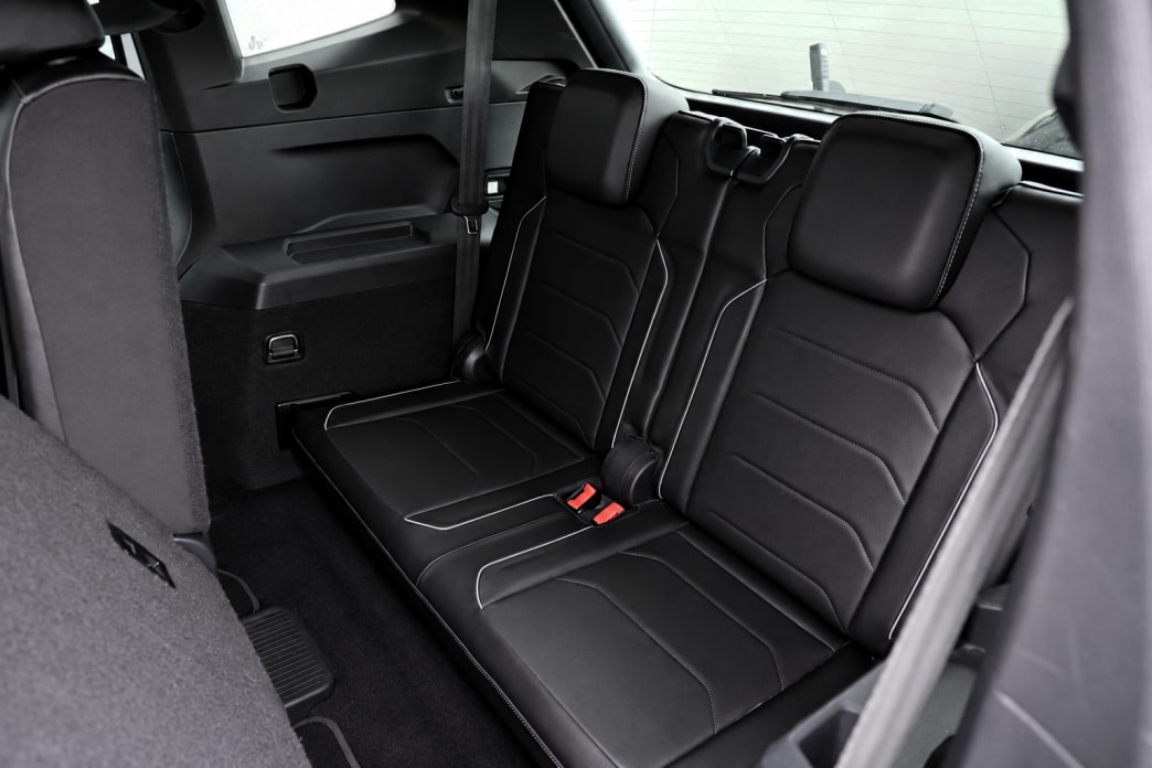 VW Tiguan Allspace 2.0 TDI R-Line Highline 4Motion DSG - 9