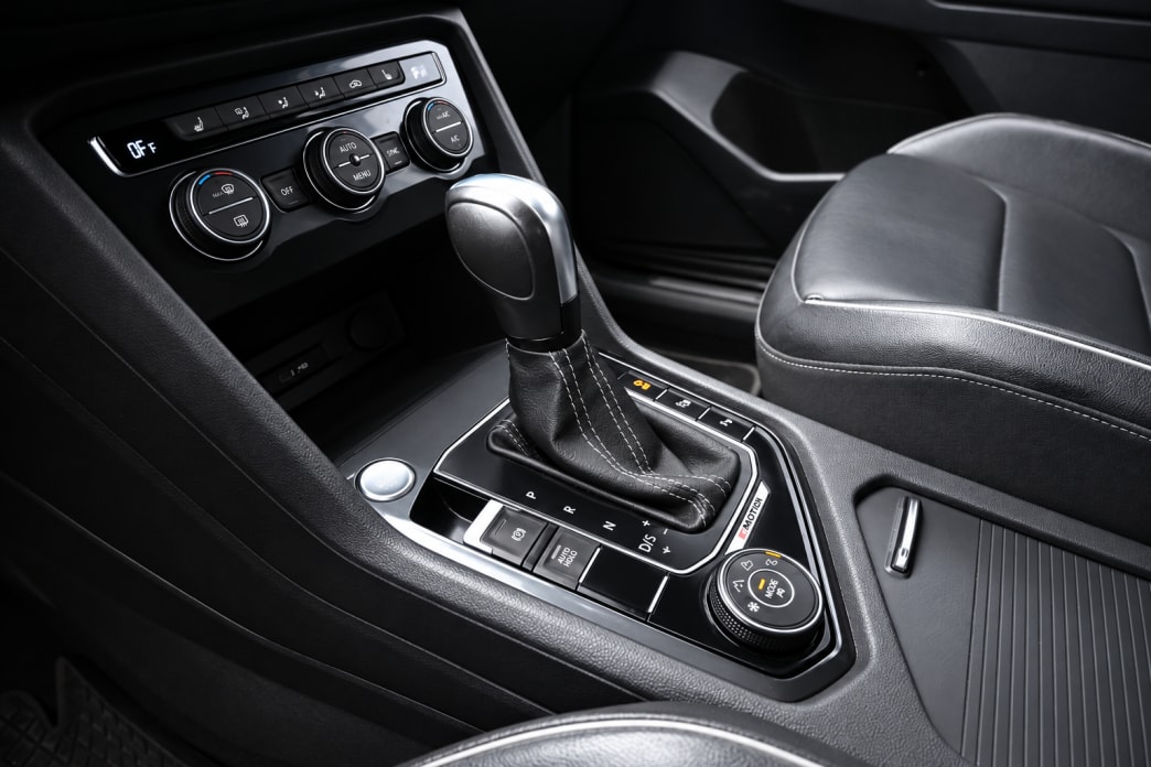 VW Tiguan Allspace 2.0 TDI R-Line Highline 4Motion DSG - 11