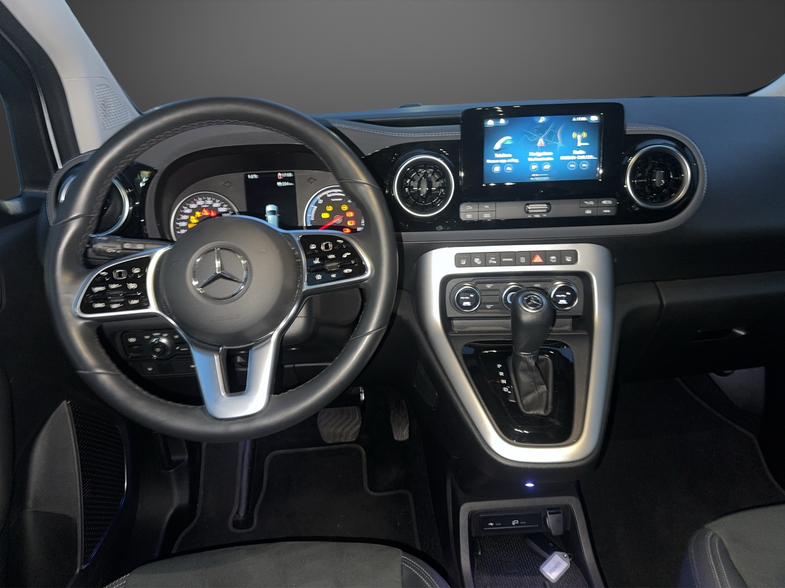 MERCEDES-BENZ EQT 45kWh Style - 10