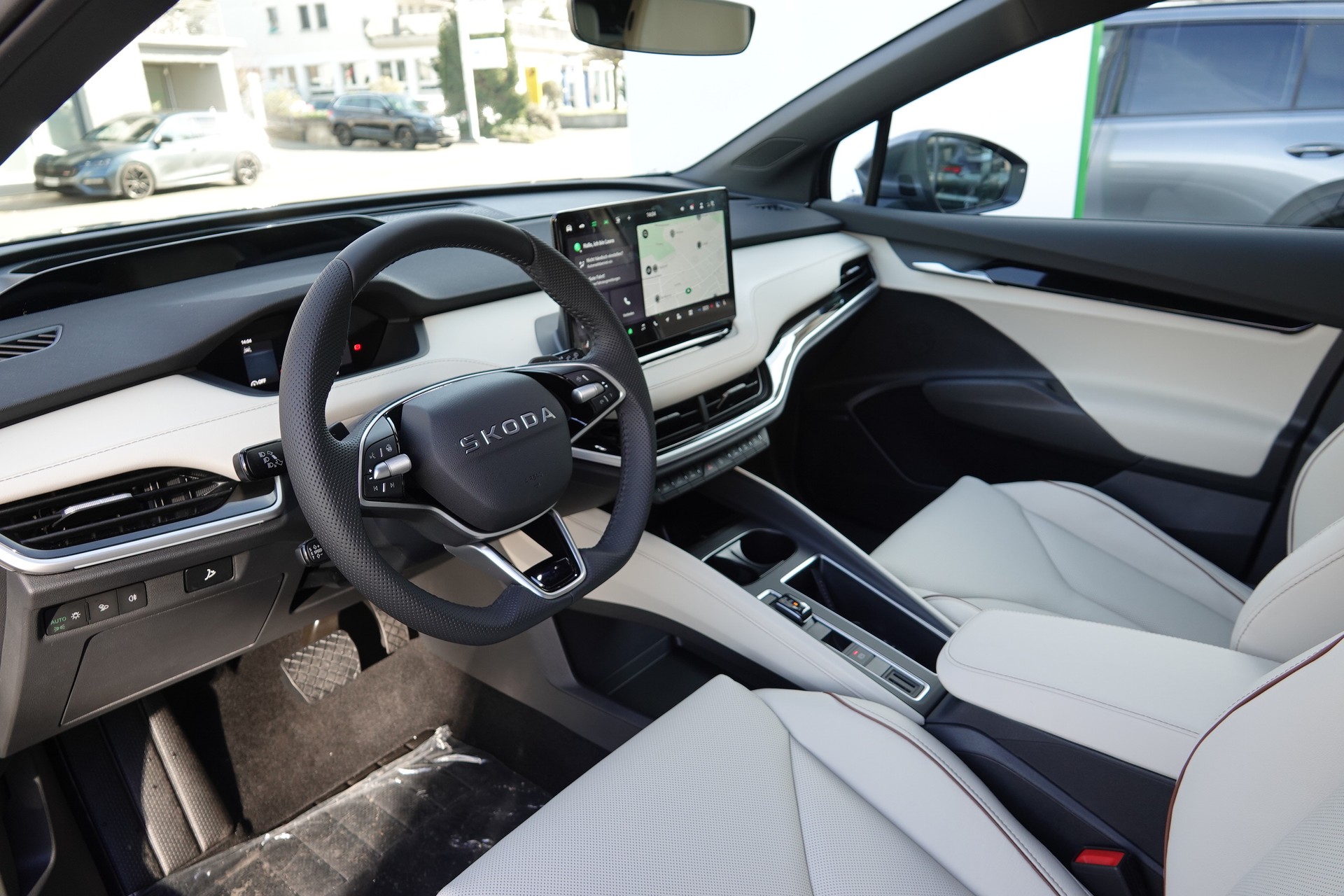 SKODA Elroq 85 4x4 L&K - 9