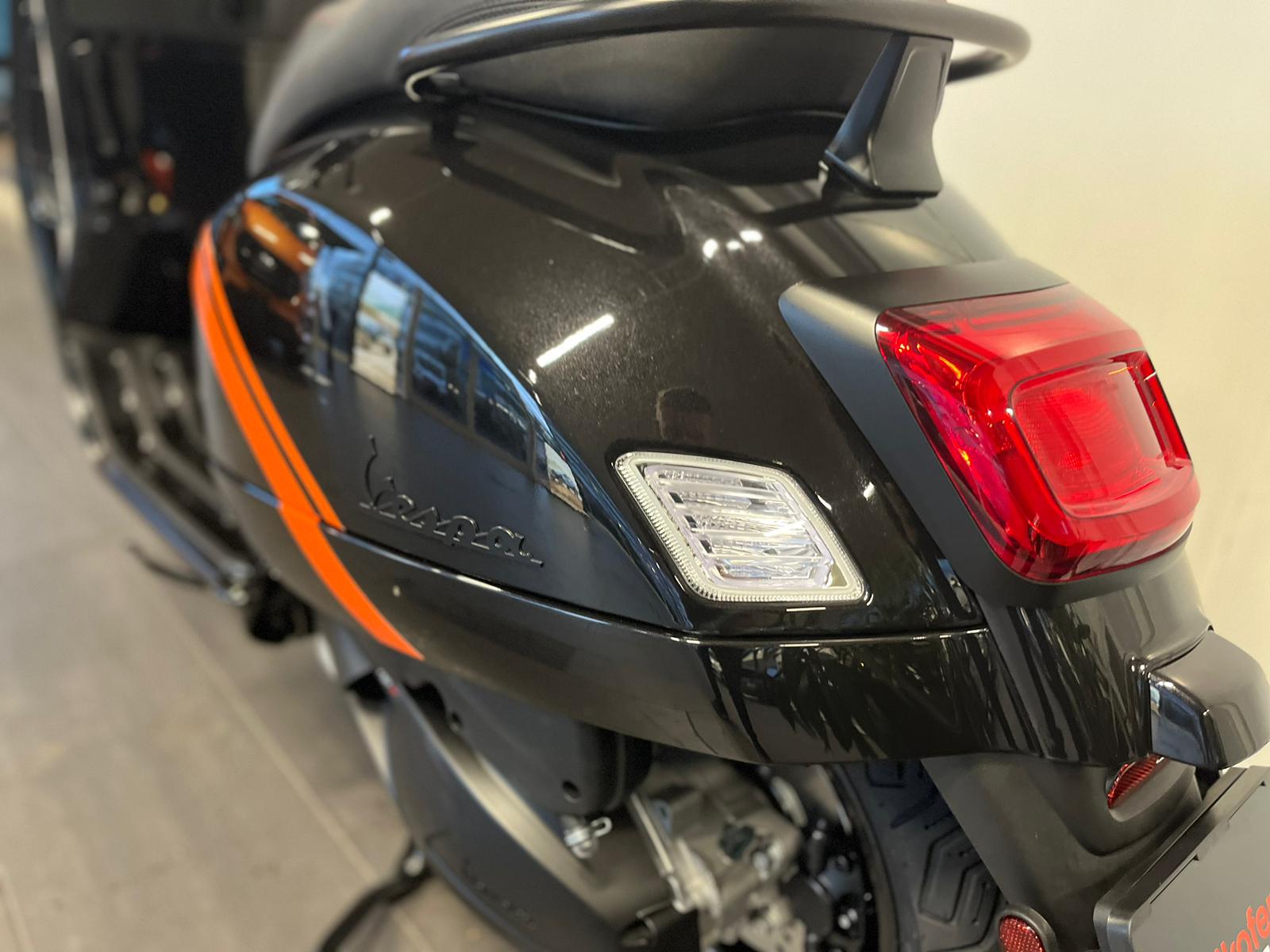 PIAGGIO Vespa GTV 300 ABS - 5