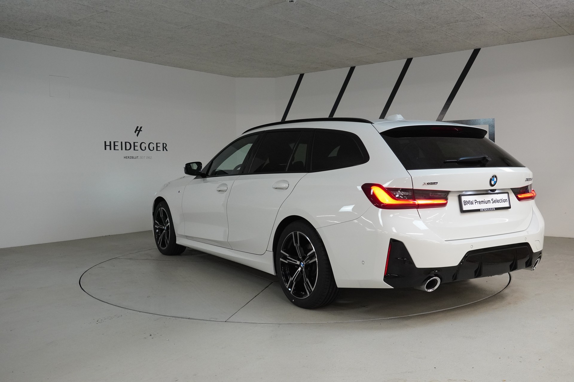 BMW 320d xDrive 48V Touring Steptronic M Sport - 5