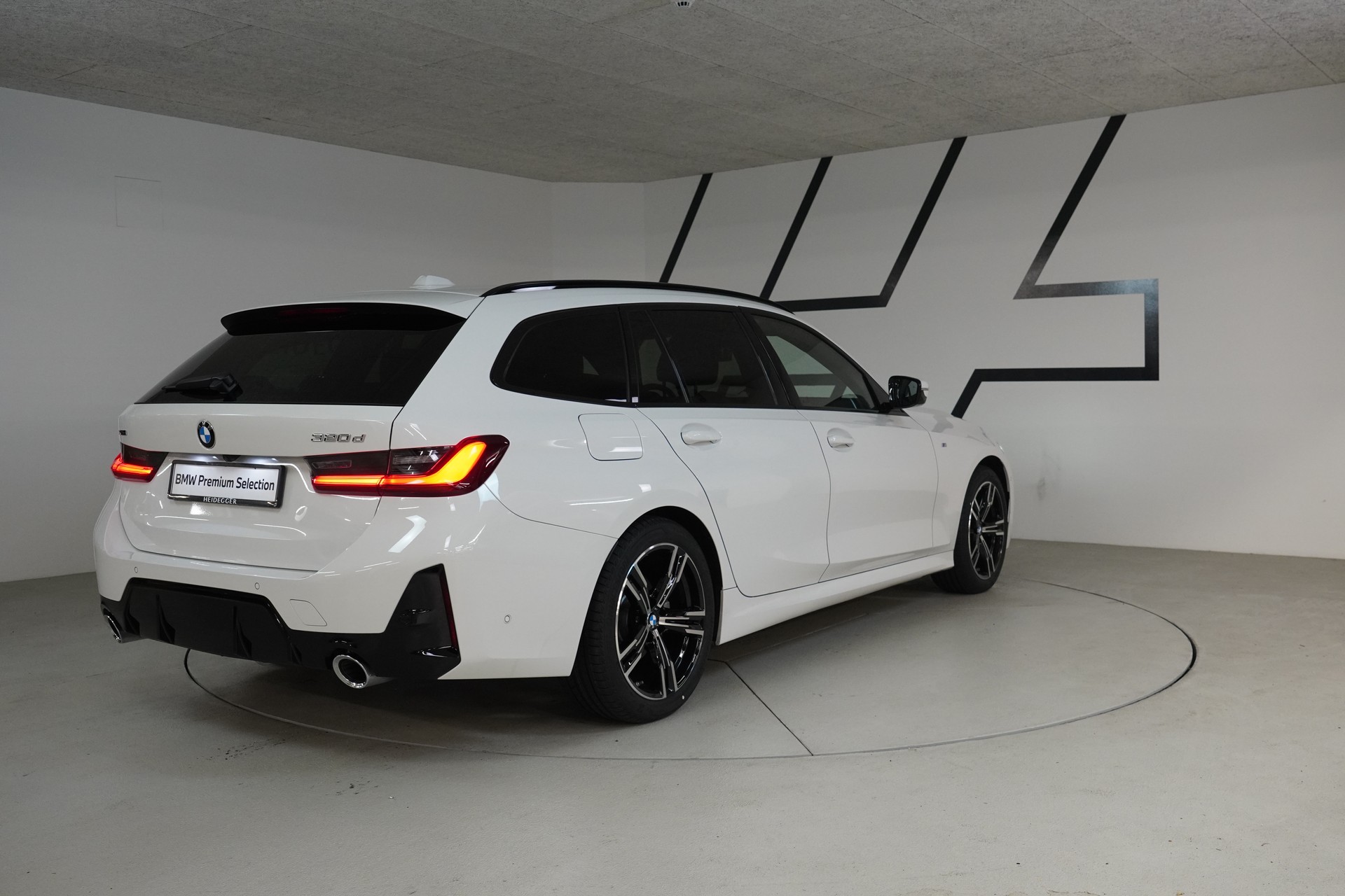 BMW 320d xDrive 48V Touring Steptronic M Sport - 7