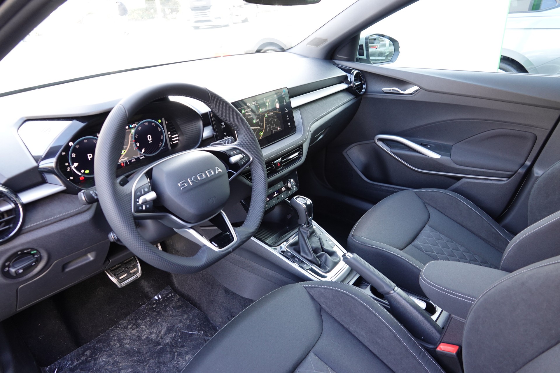 SKODA Fabia 1.0 TSI Dynamic DSG - 9