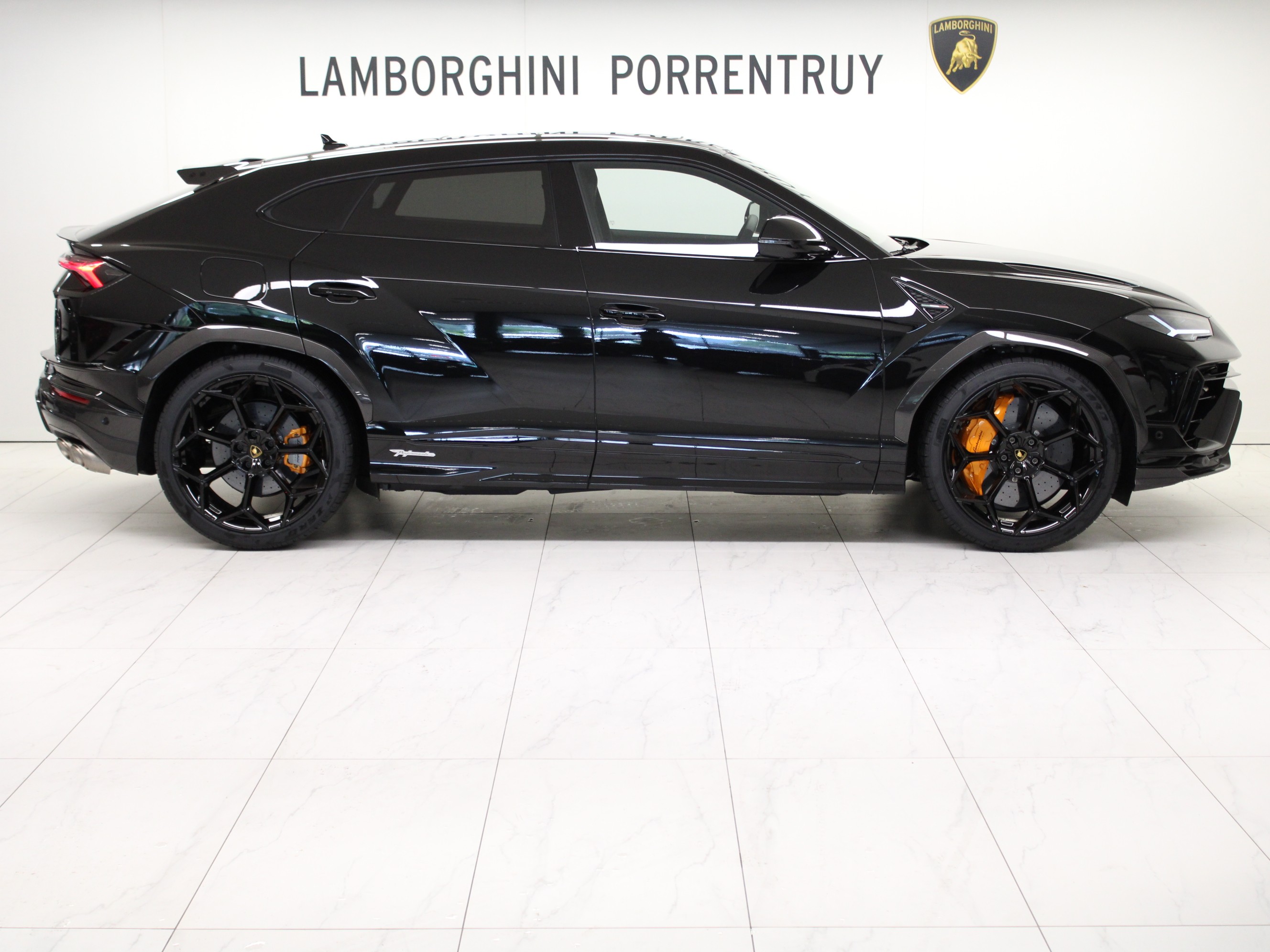 Urus Performante thumbnail n°1