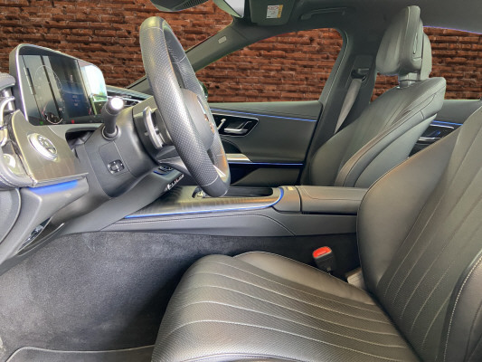 MERCEDES-BENZ E 200 9G-Tronic 4Matic - 12