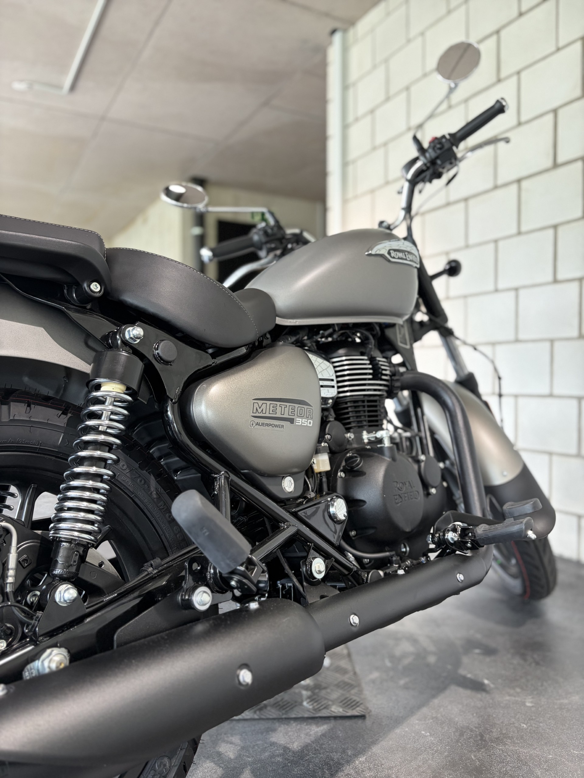 ROYAL ENFIELD METEOR 350 - 5
