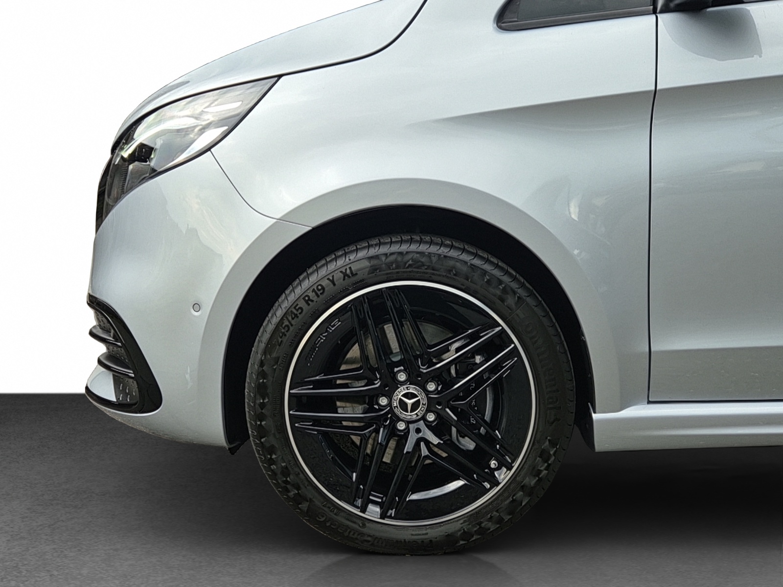 MERCEDES-BENZ V 300 d lang Swiss 9G-T - 22