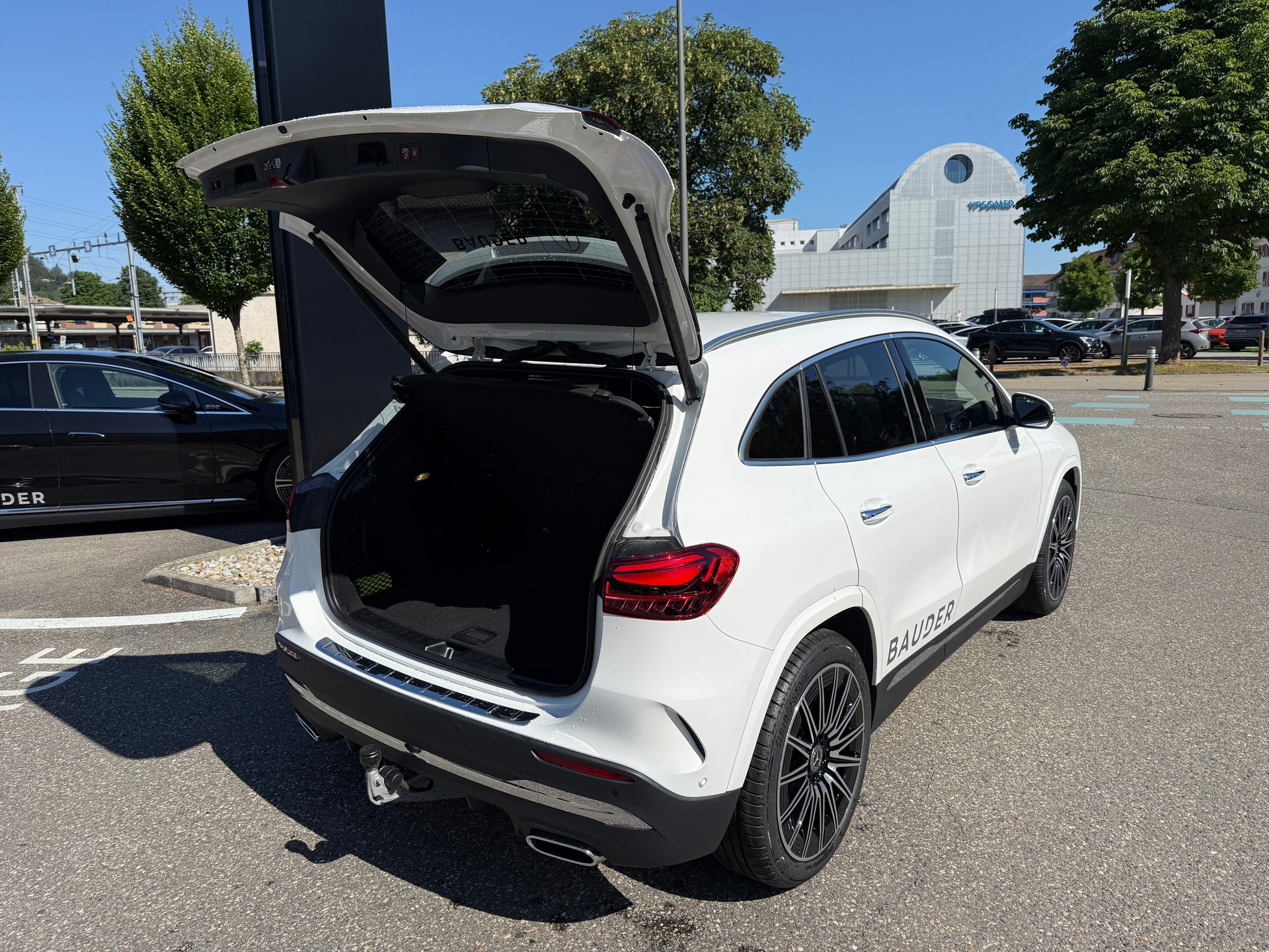 MERCEDES-BENZ GLA 250 Swiss Star AMG Line 4matic - 8